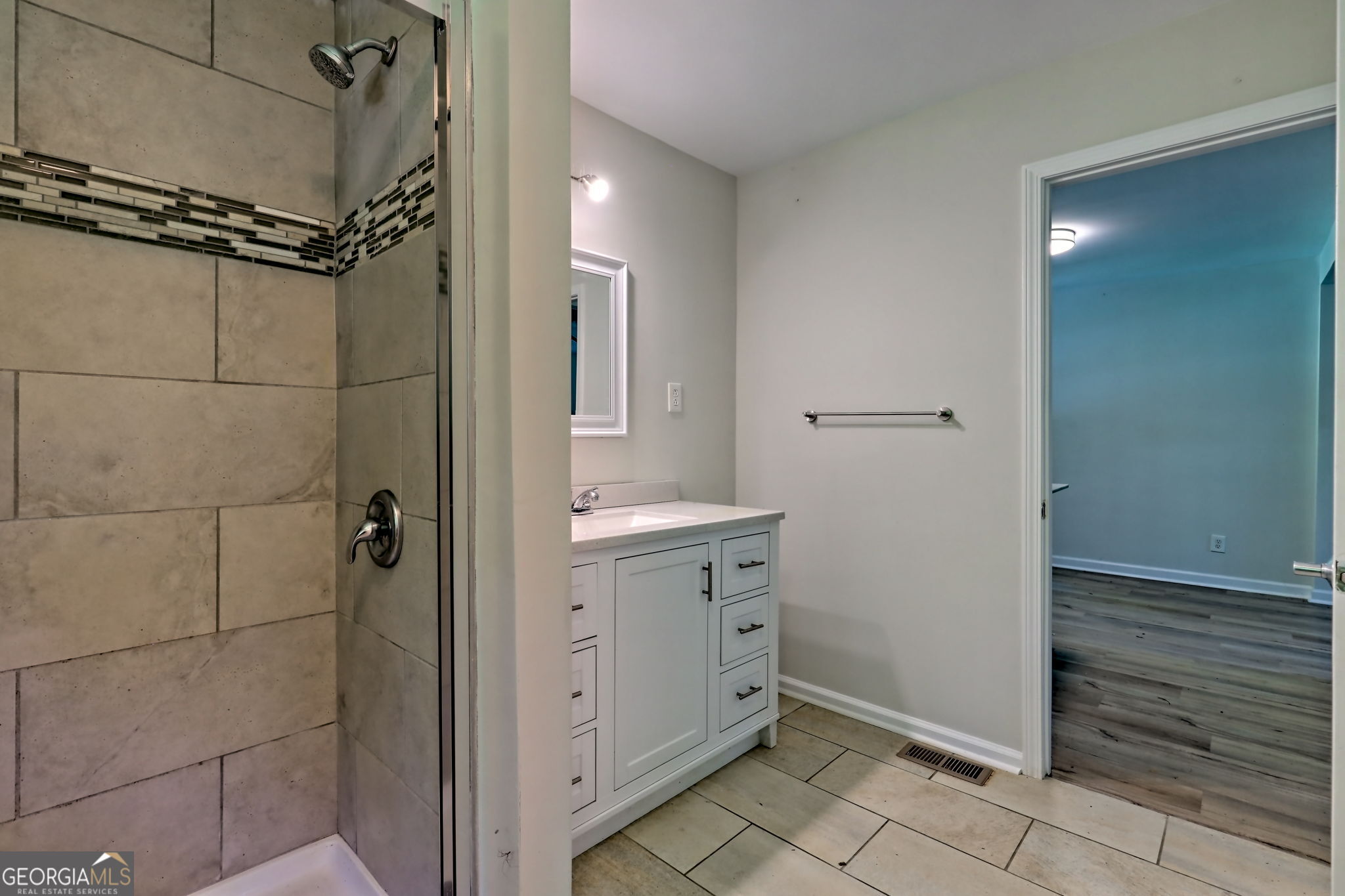 11 Electric Avenue Property Photo 13