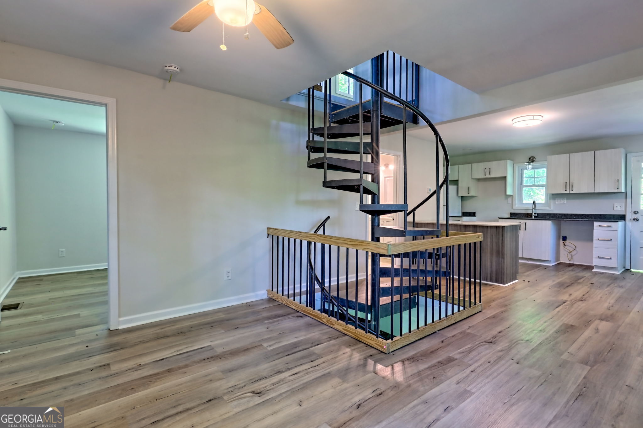 11 Electric Avenue Property Photo 16