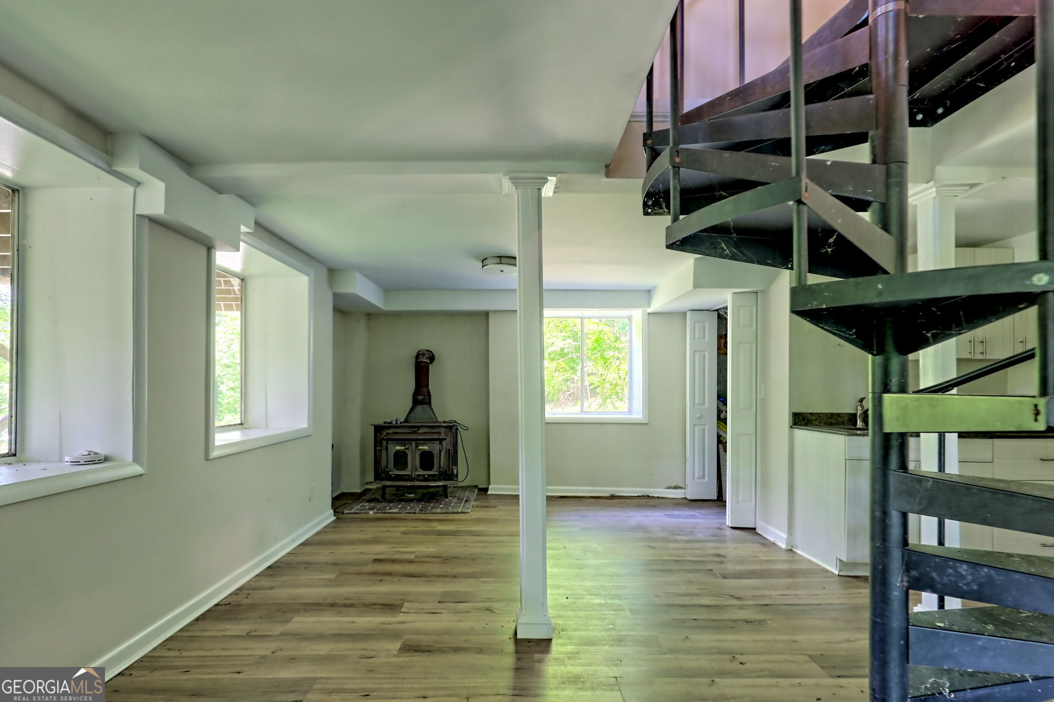 11 Electric Avenue Property Photo 34
