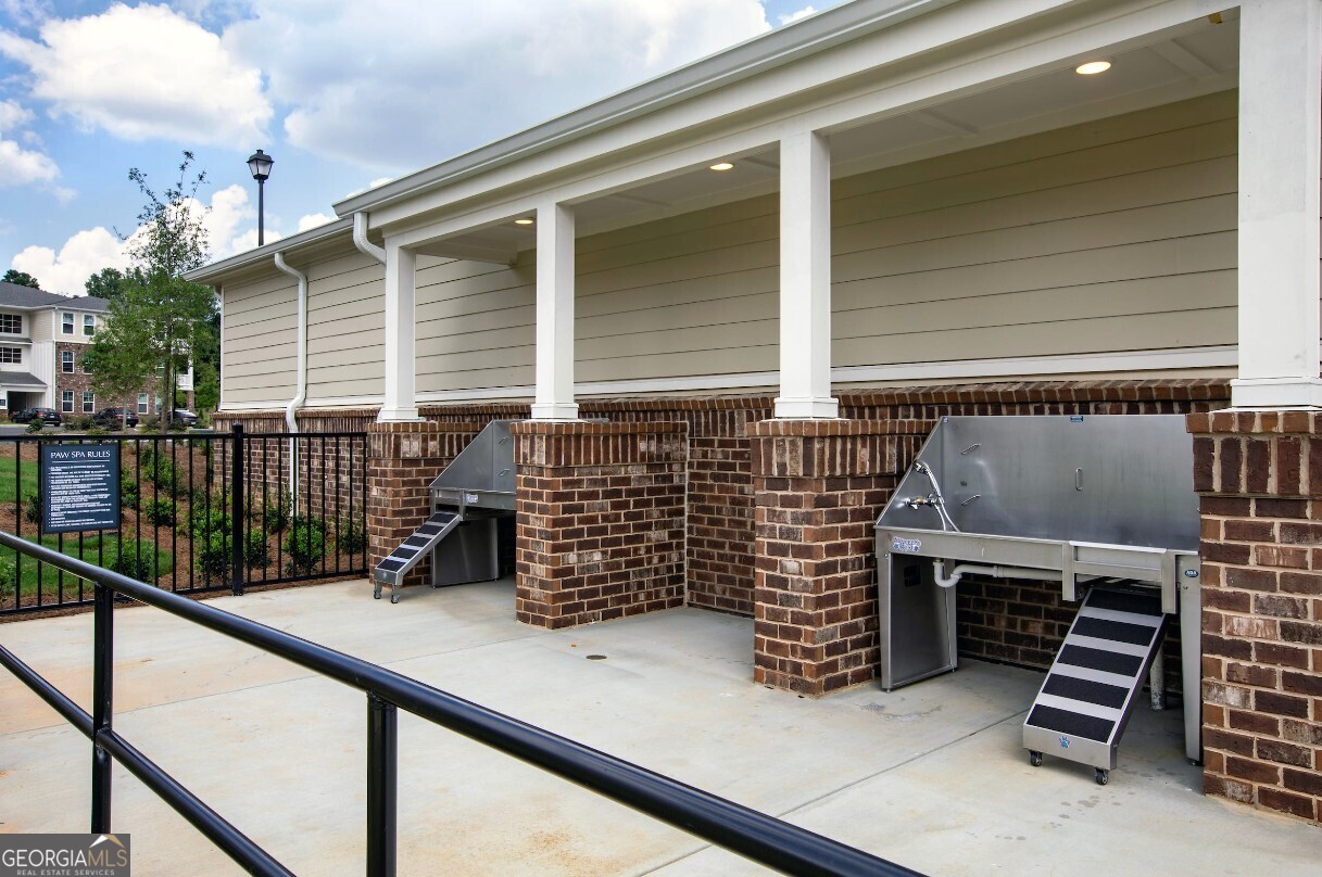 4270 Phil Niekro # 3104 Property Photo 37