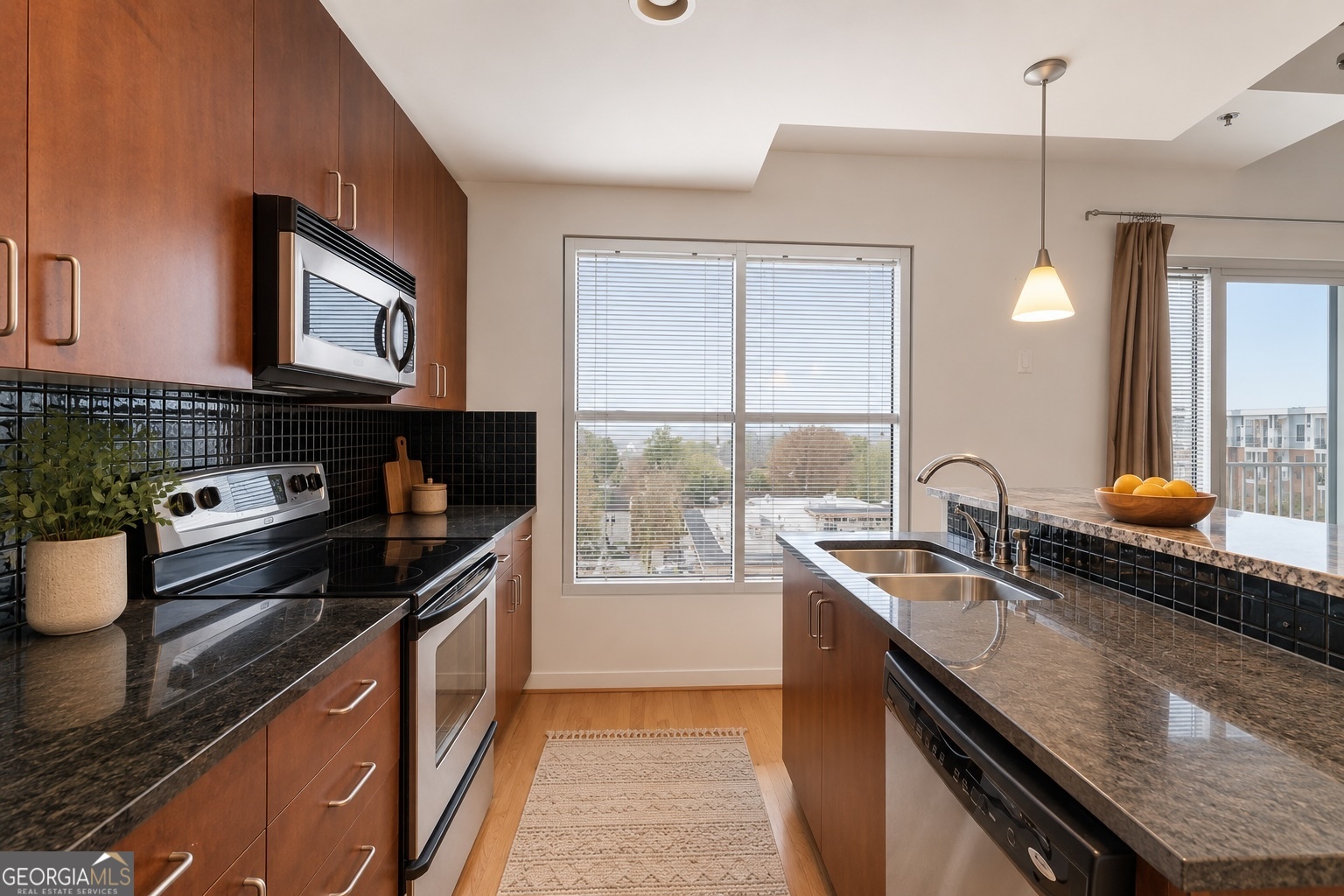 250 Pharr Road Ne # 514 Property Photo 4