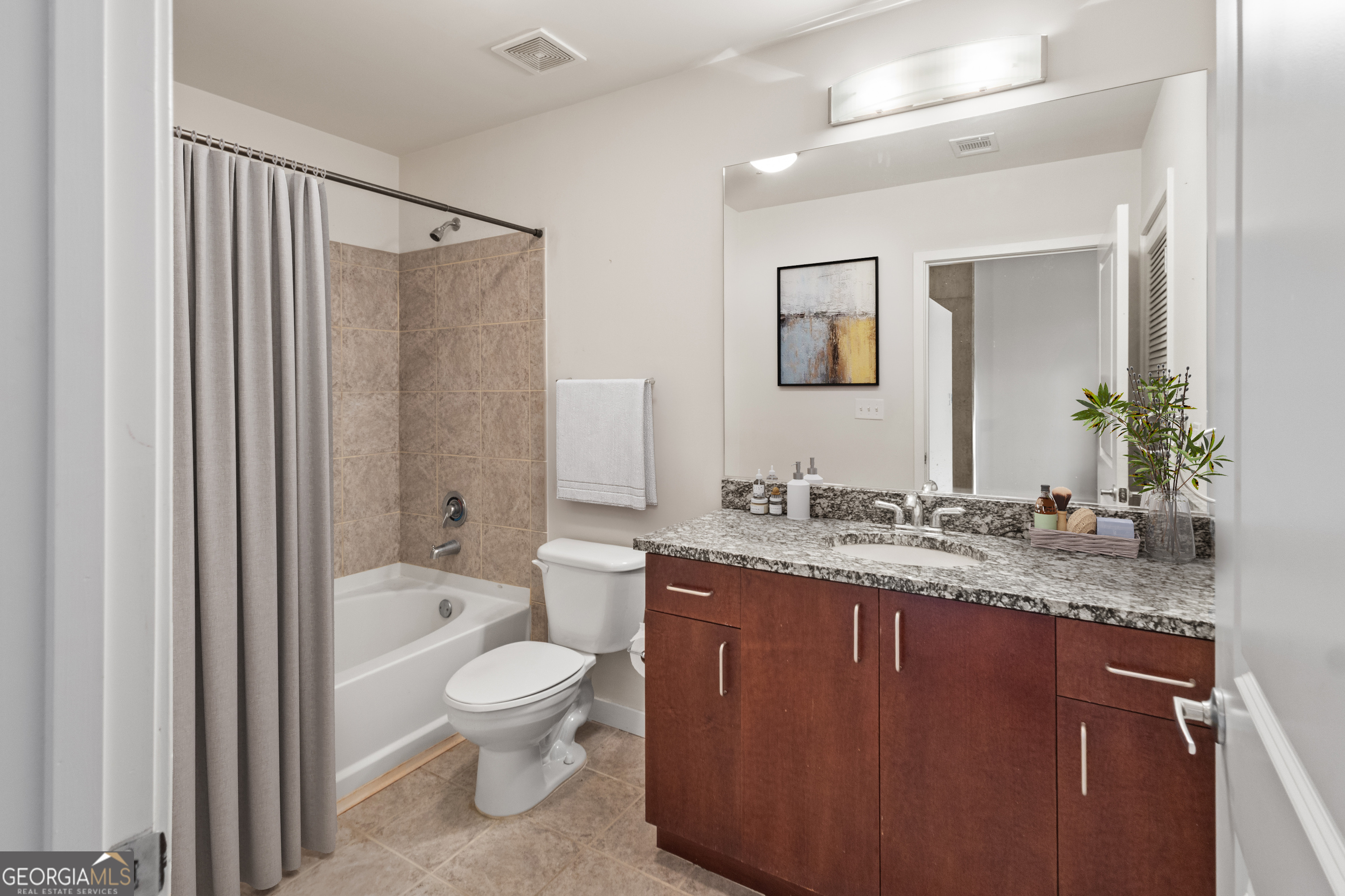 250 Pharr Road Ne # 514 Property Photo 6