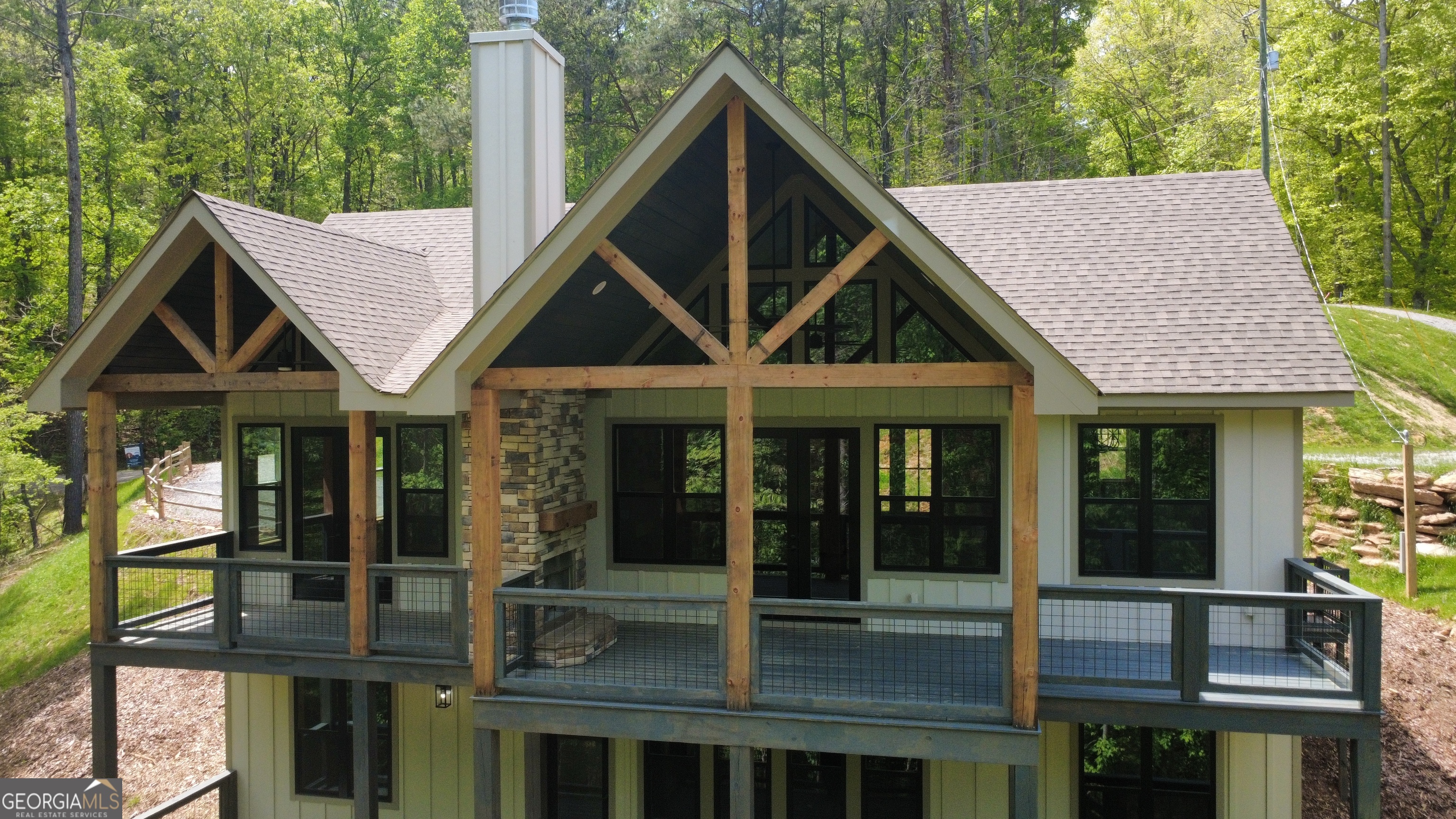677 Catawba Circle Property Photo 2