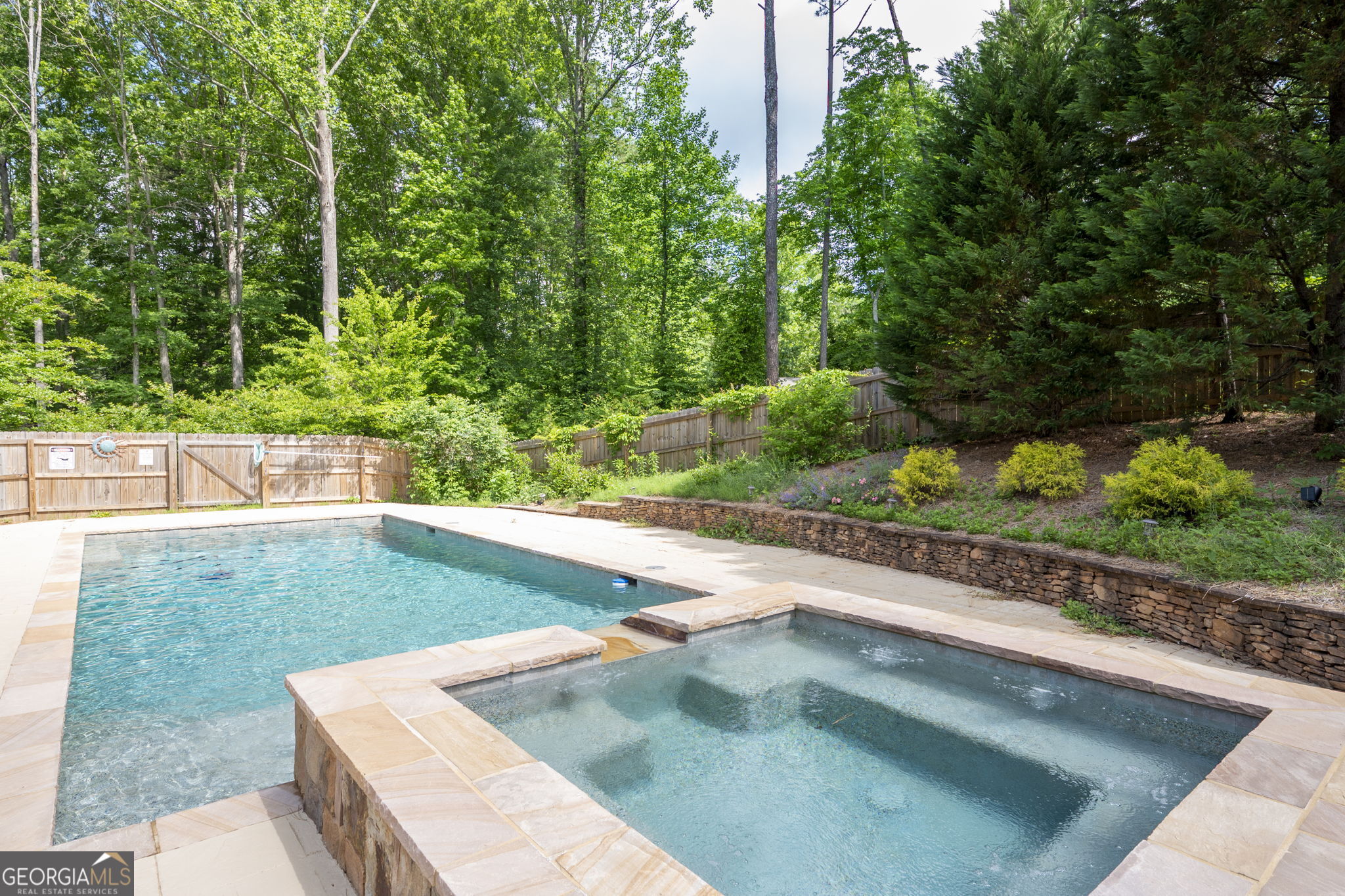 355 Clark Creek Pass Property Photo 55