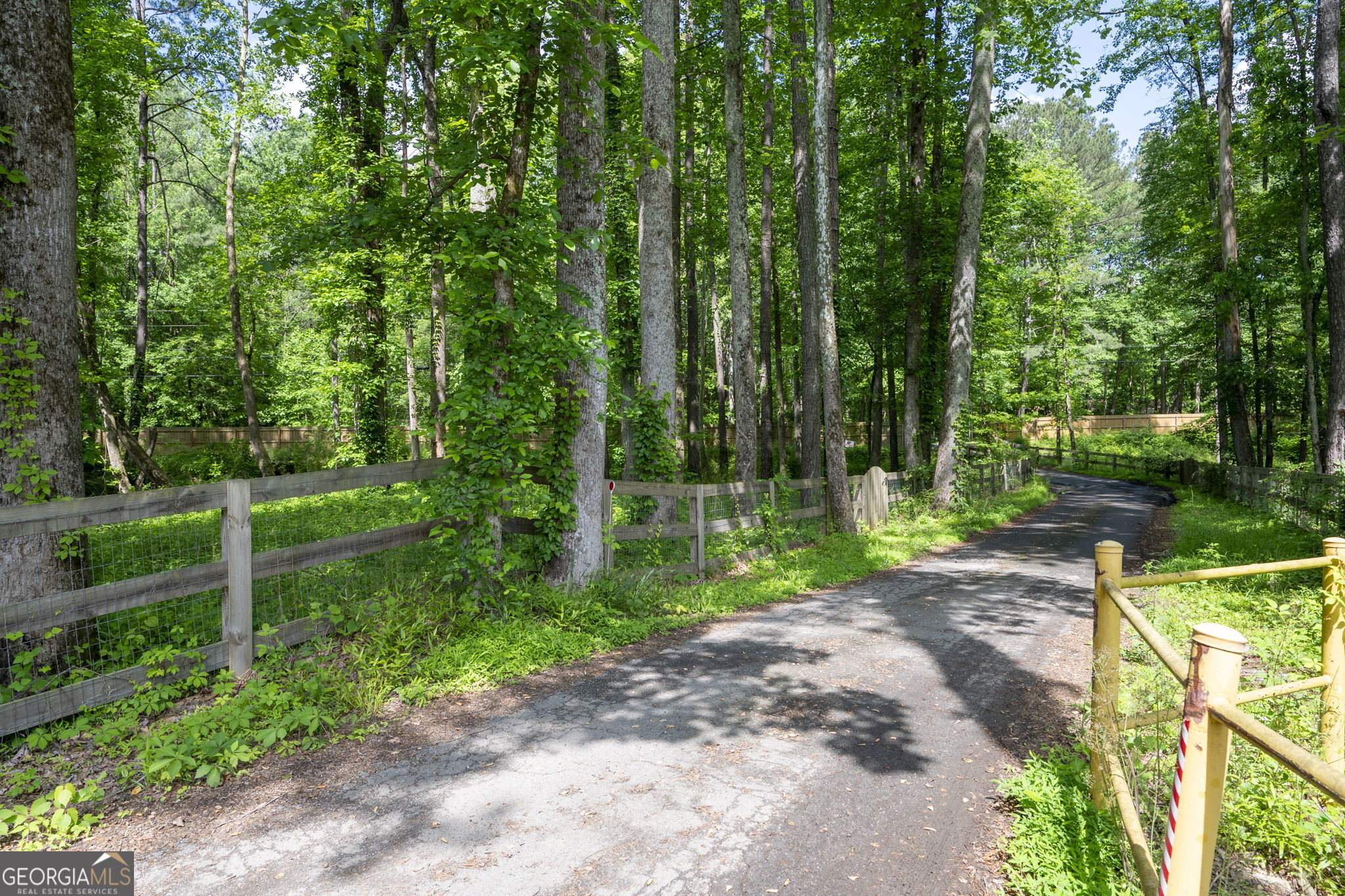 355 Clark Creek Pass Property Photo 74