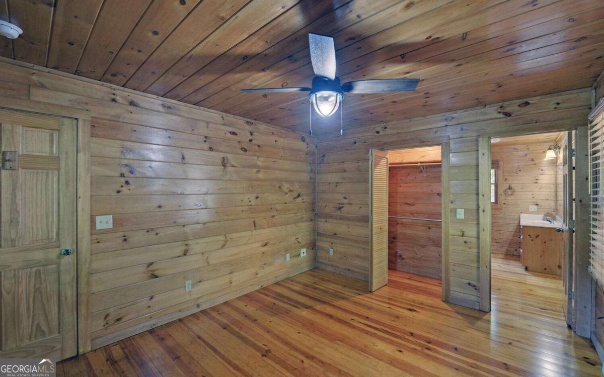 230 Pine Forest Loop Property Photo 12