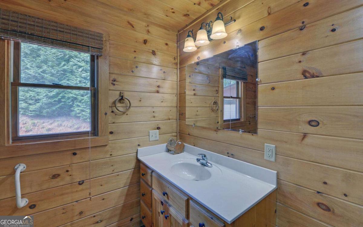 230 Pine Forest Loop Property Photo 14