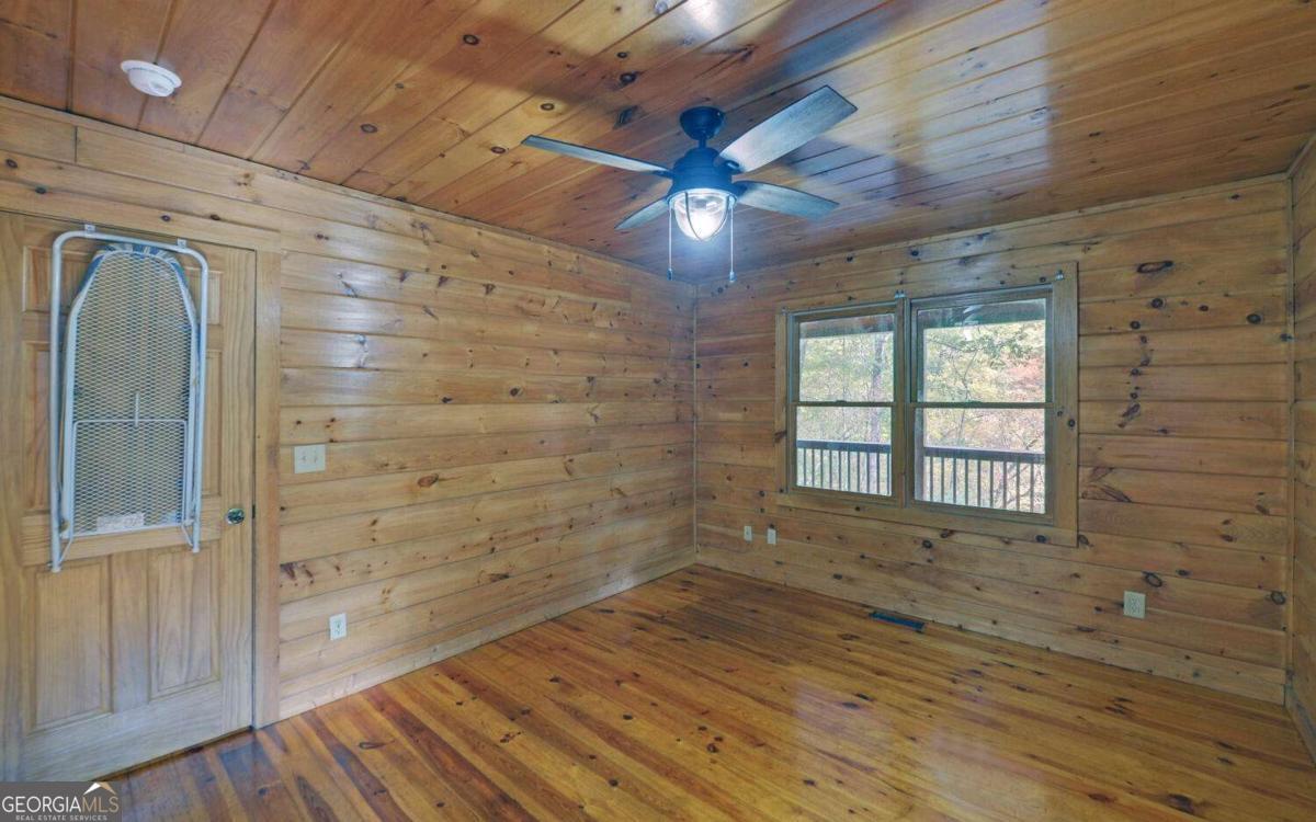 230 Pine Forest Loop Property Photo 17