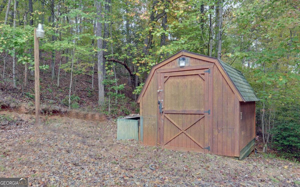 230 Pine Forest Loop Property Photo 39