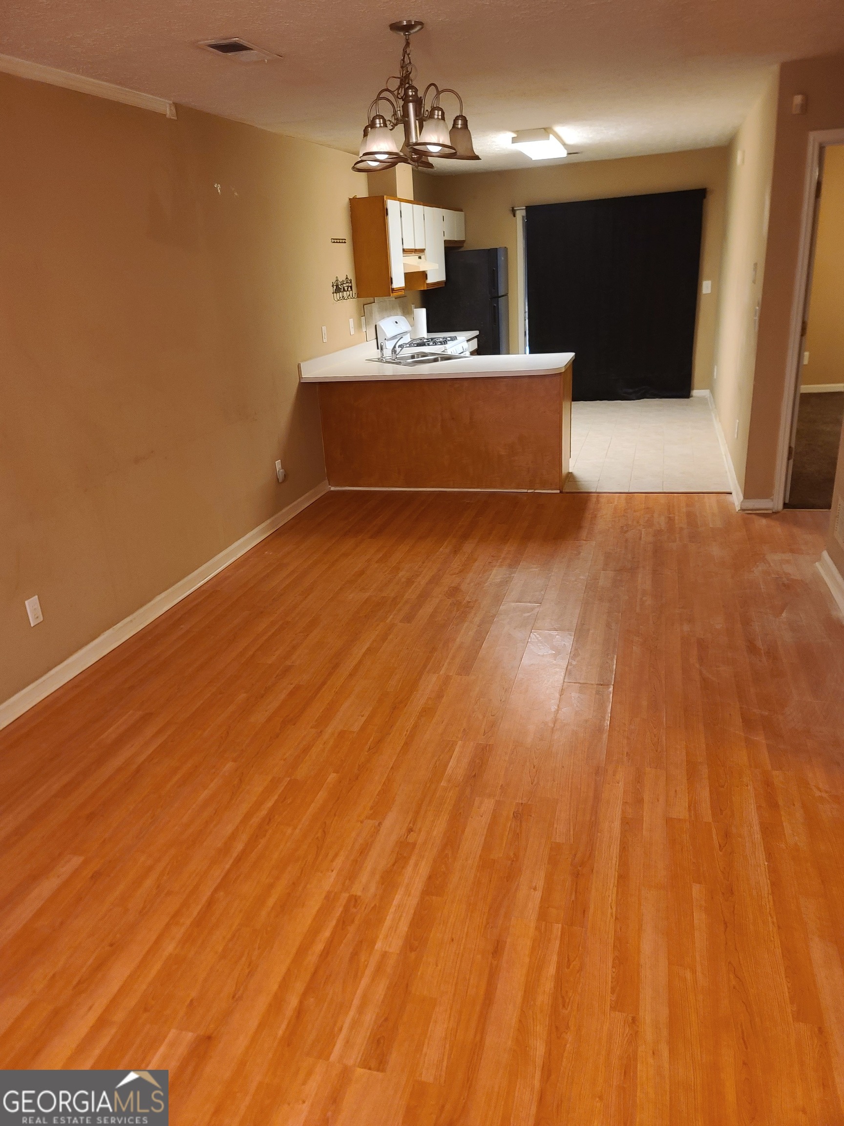 807 Boston Common Property Photo 4