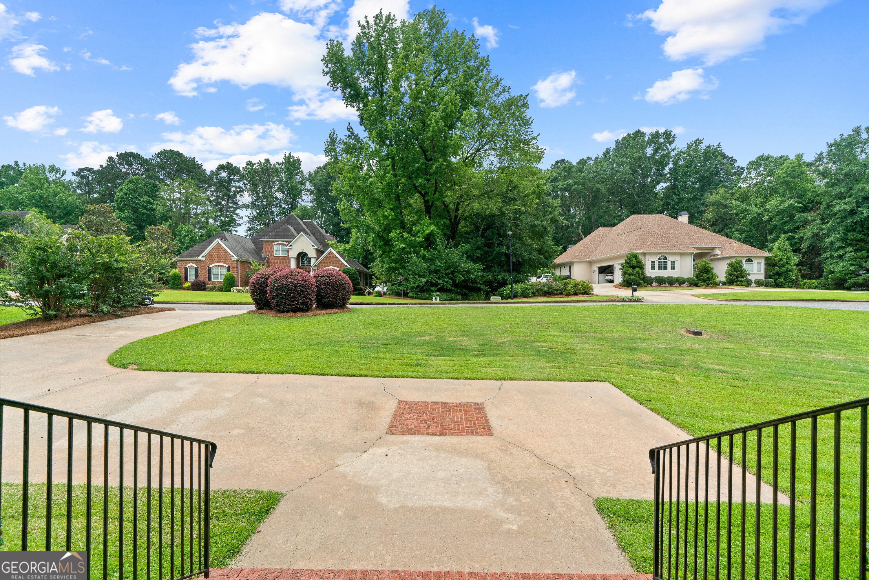 100 S Haven Court Property Photo 7
