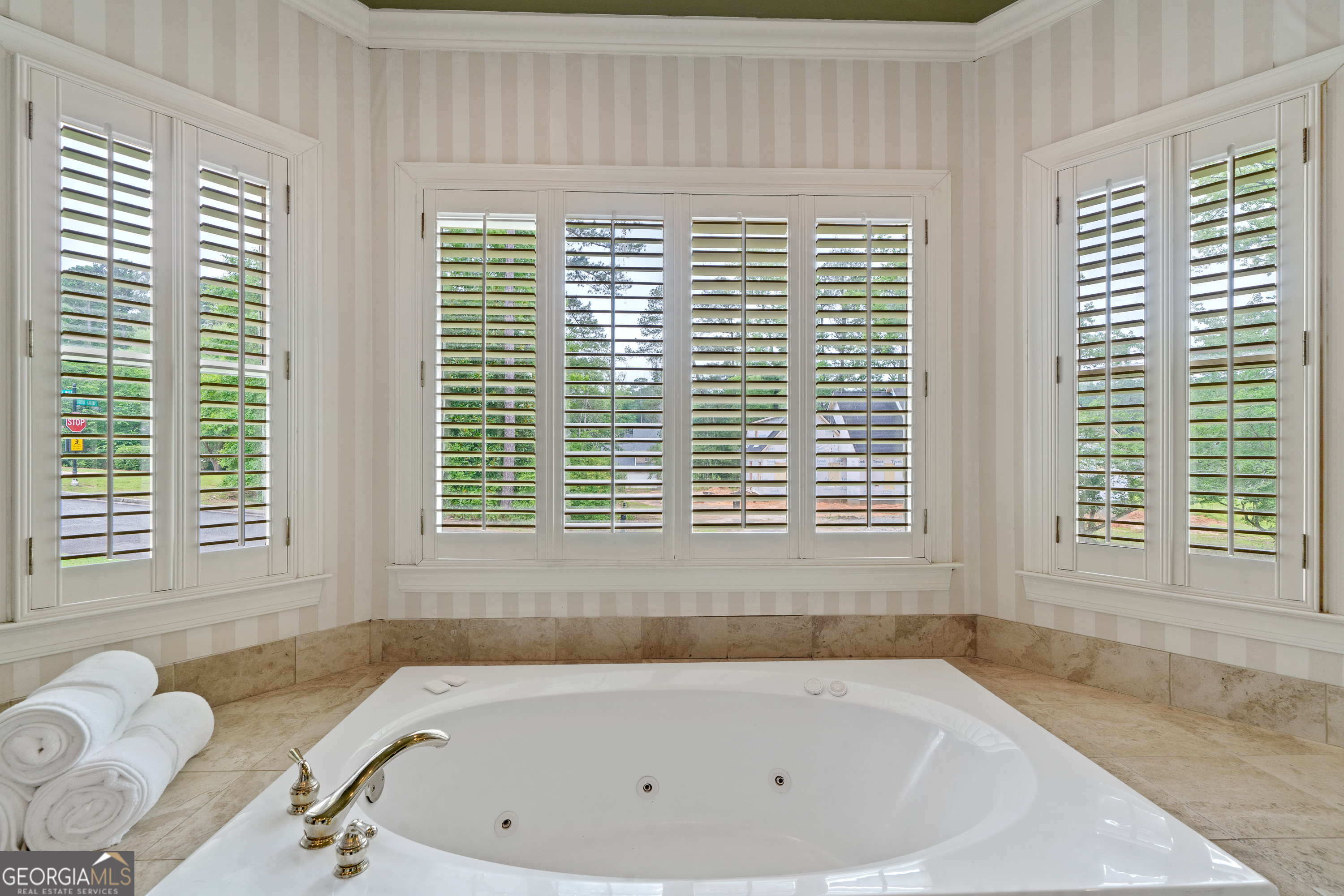 100 S Haven Court Property Photo 24