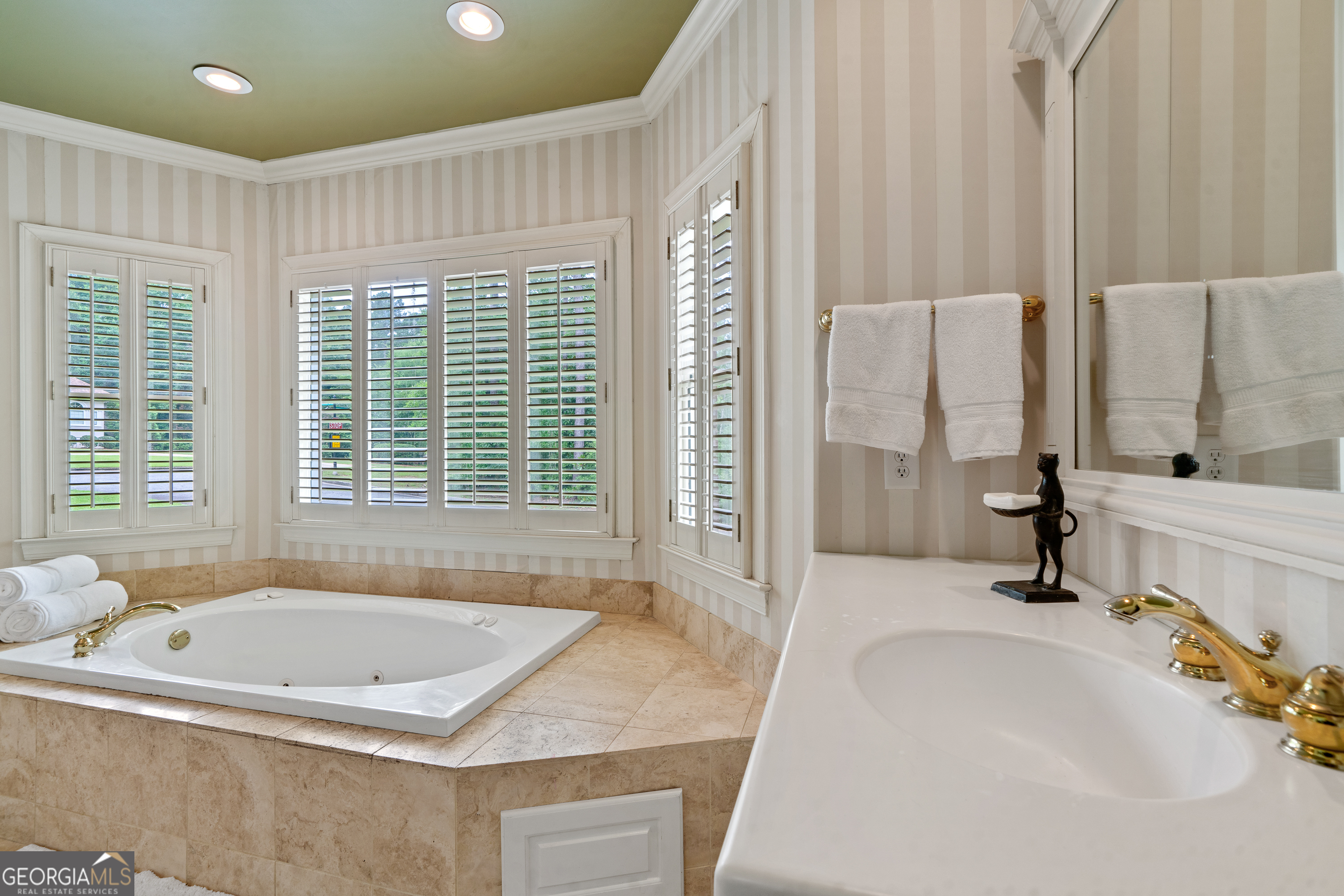 100 S Haven Court Property Photo 26