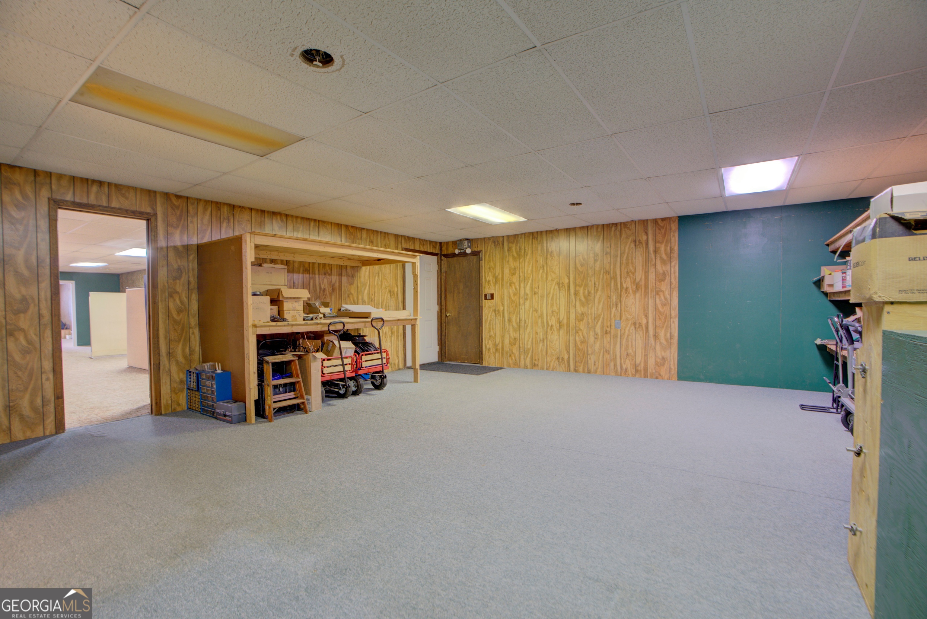 12 Commerce Court Property Photo 24