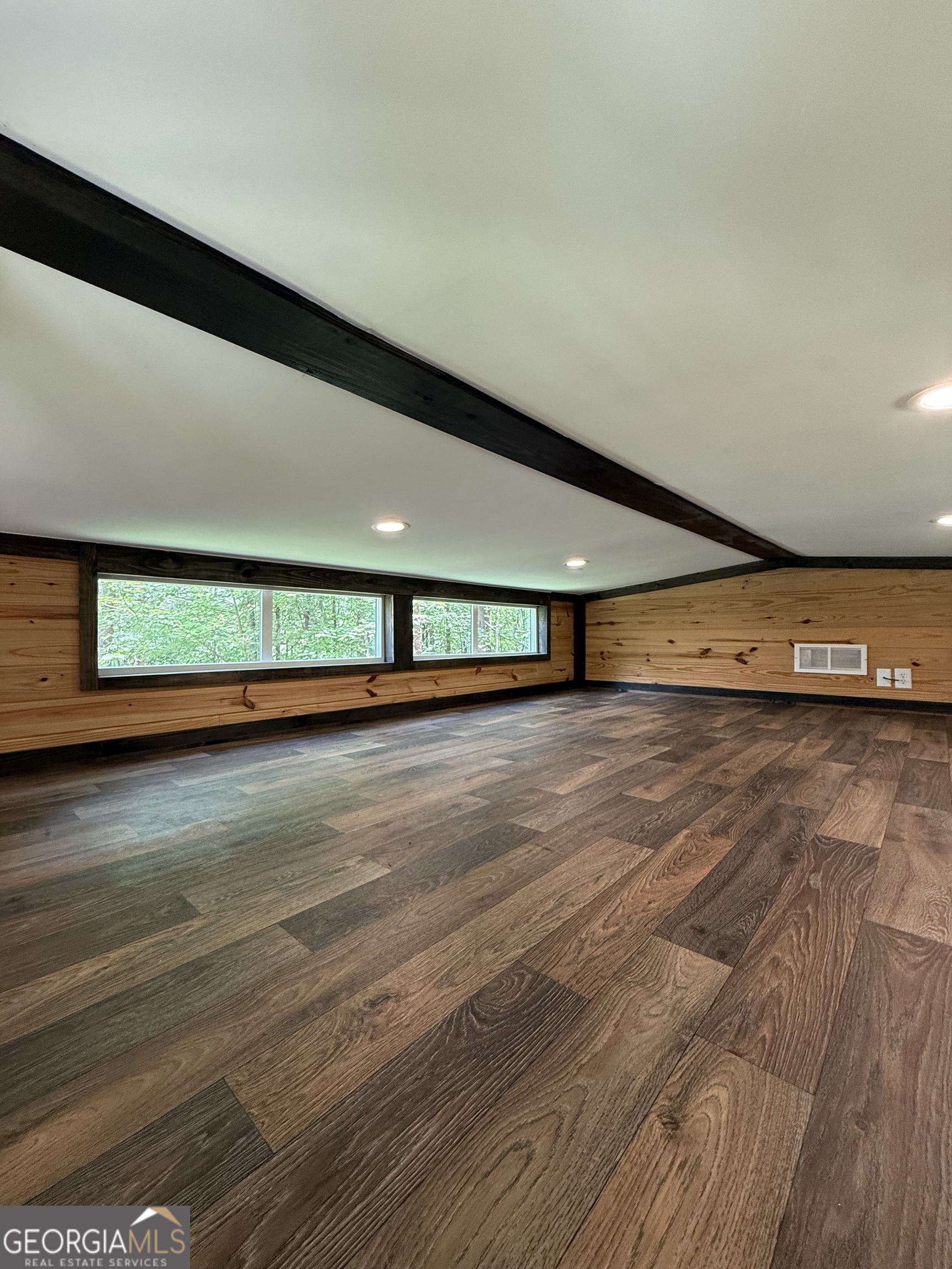 1217 Henderson Circle Property Photo 32