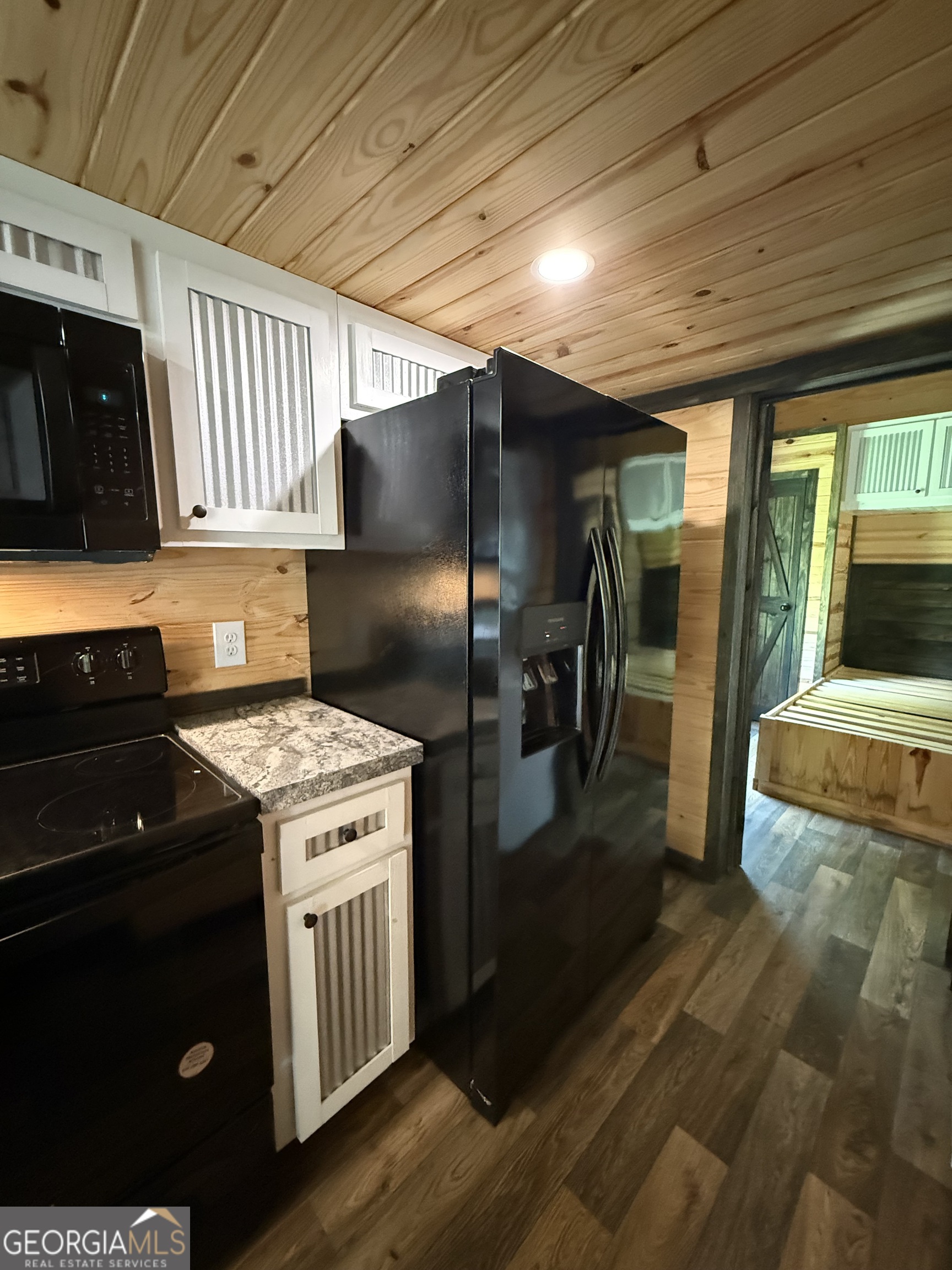 1217 Henderson Circle Property Photo 44