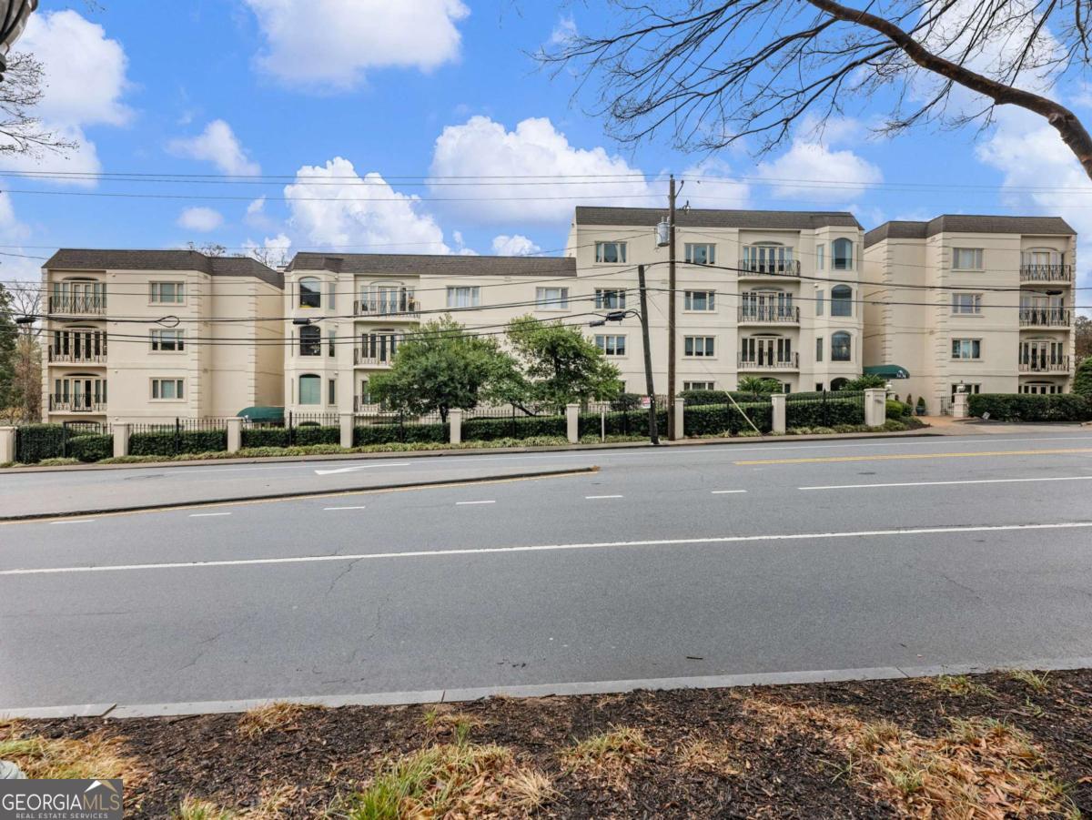 3636 Peachtree Road NE # 405