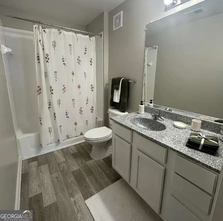 91 Somerset Club Drive # 618 Property Photo 4