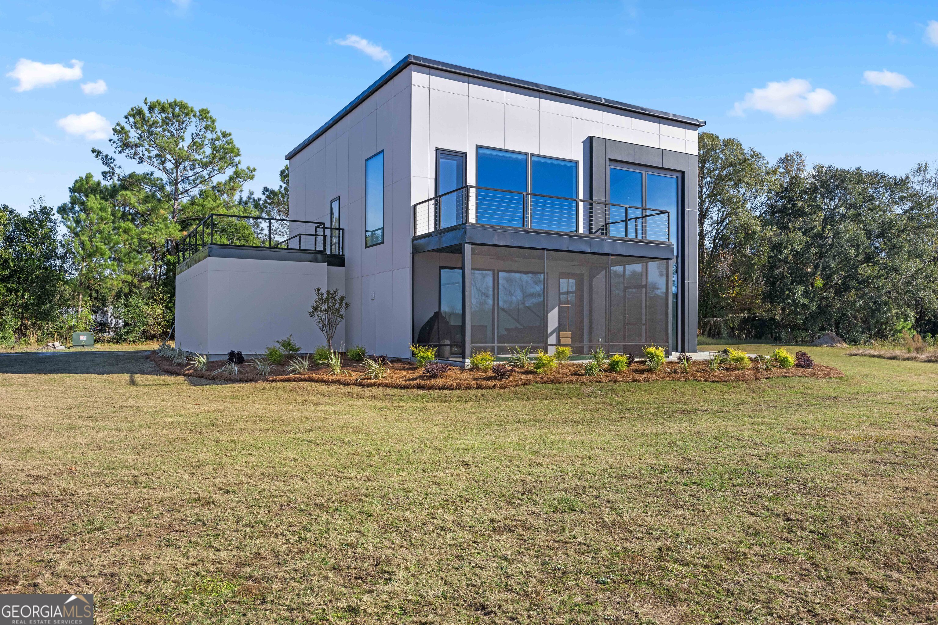 4680 Cat Creek Road Property Photo 3