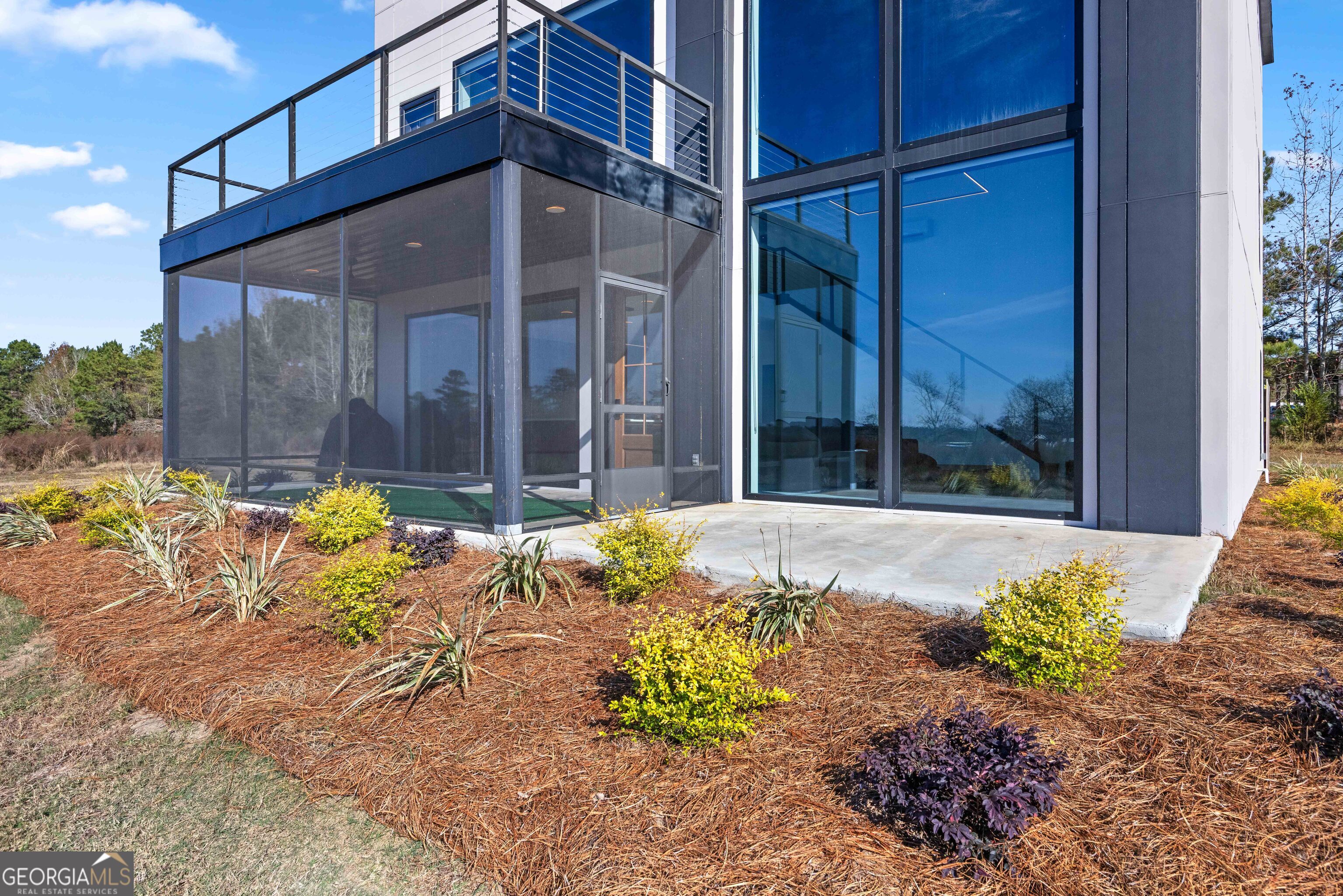 4680 Cat Creek Road Property Photo 5