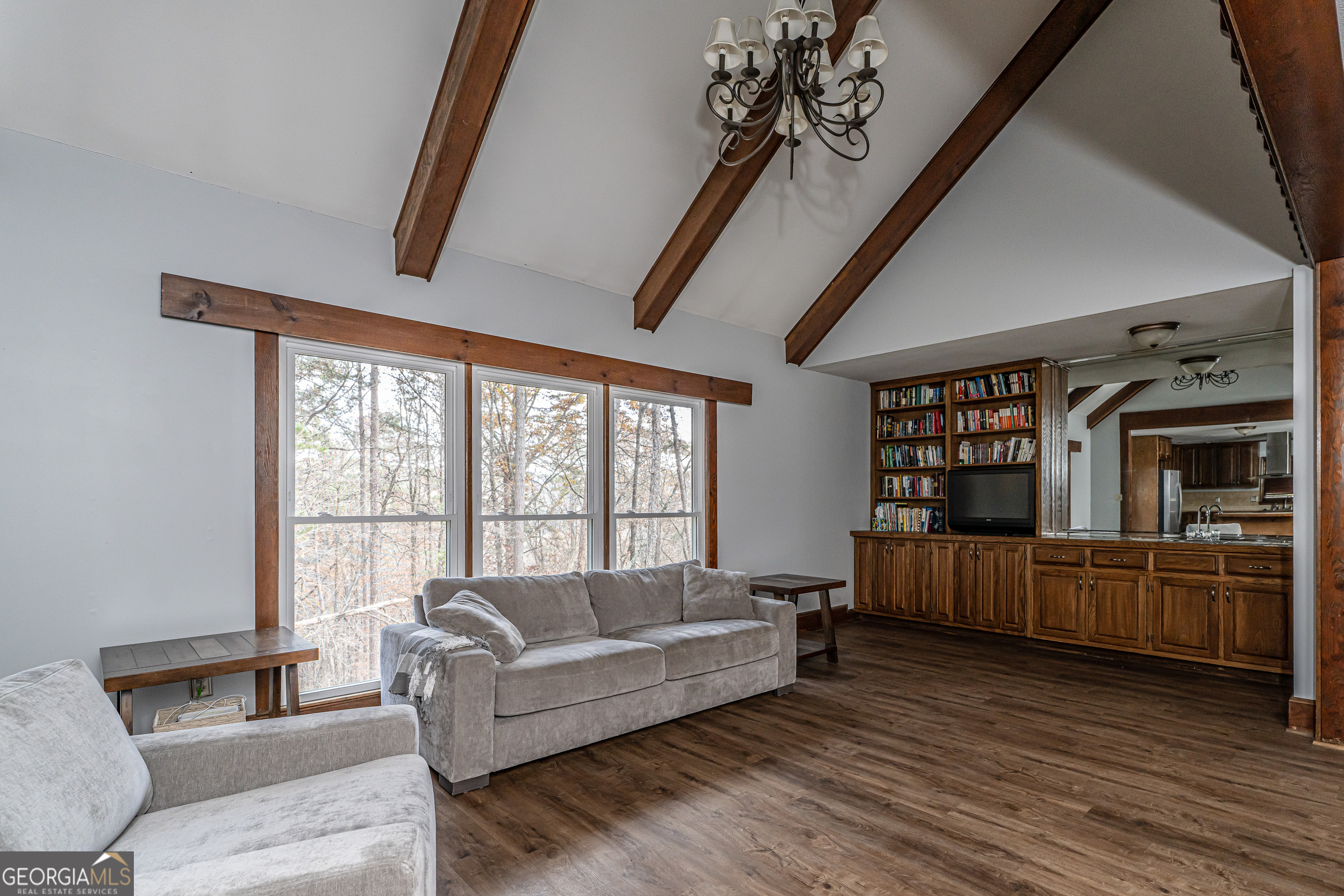 27 Saddle Mountain Road Se Property Photo 6