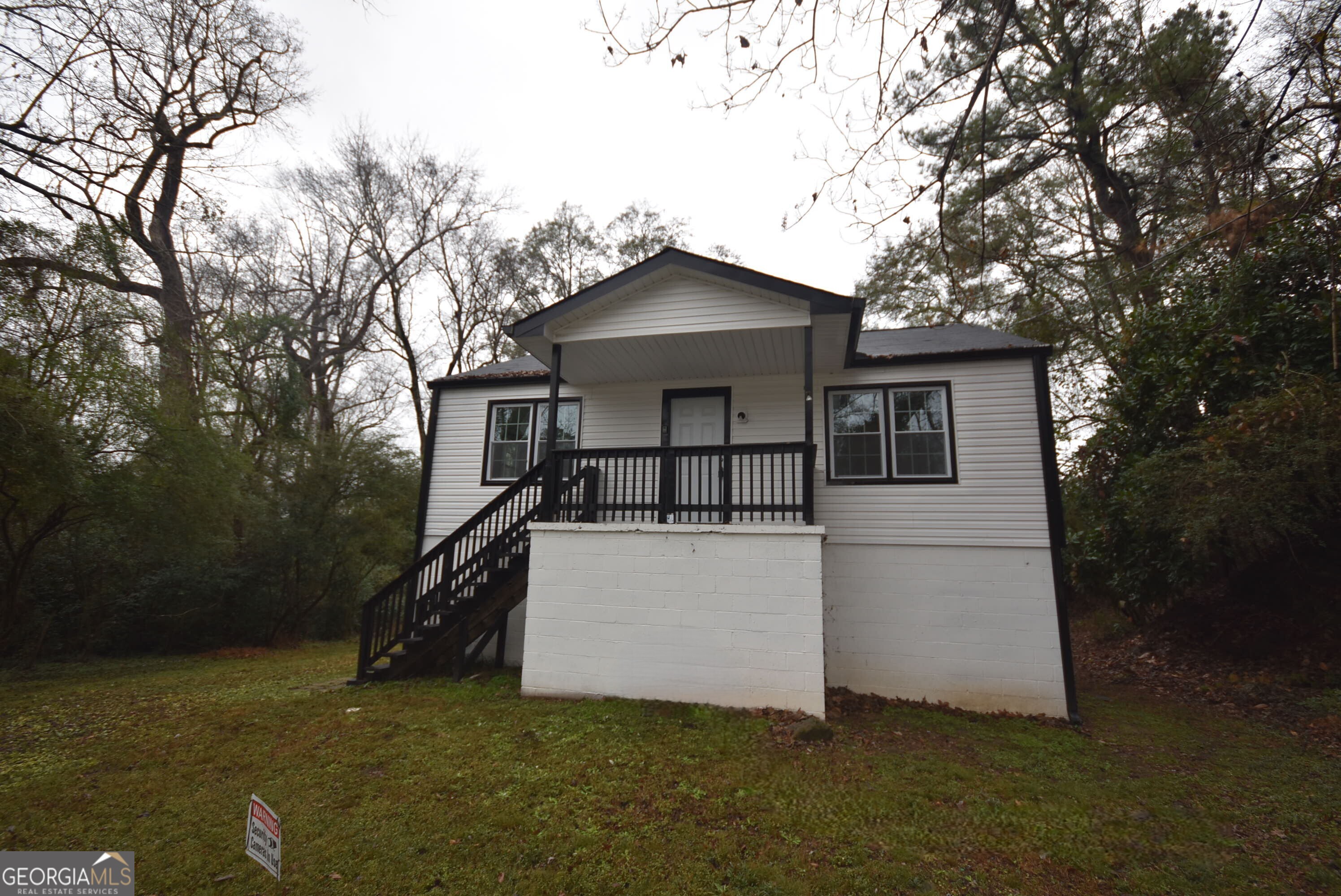 1490 Broad Street Ne Property Photo 1