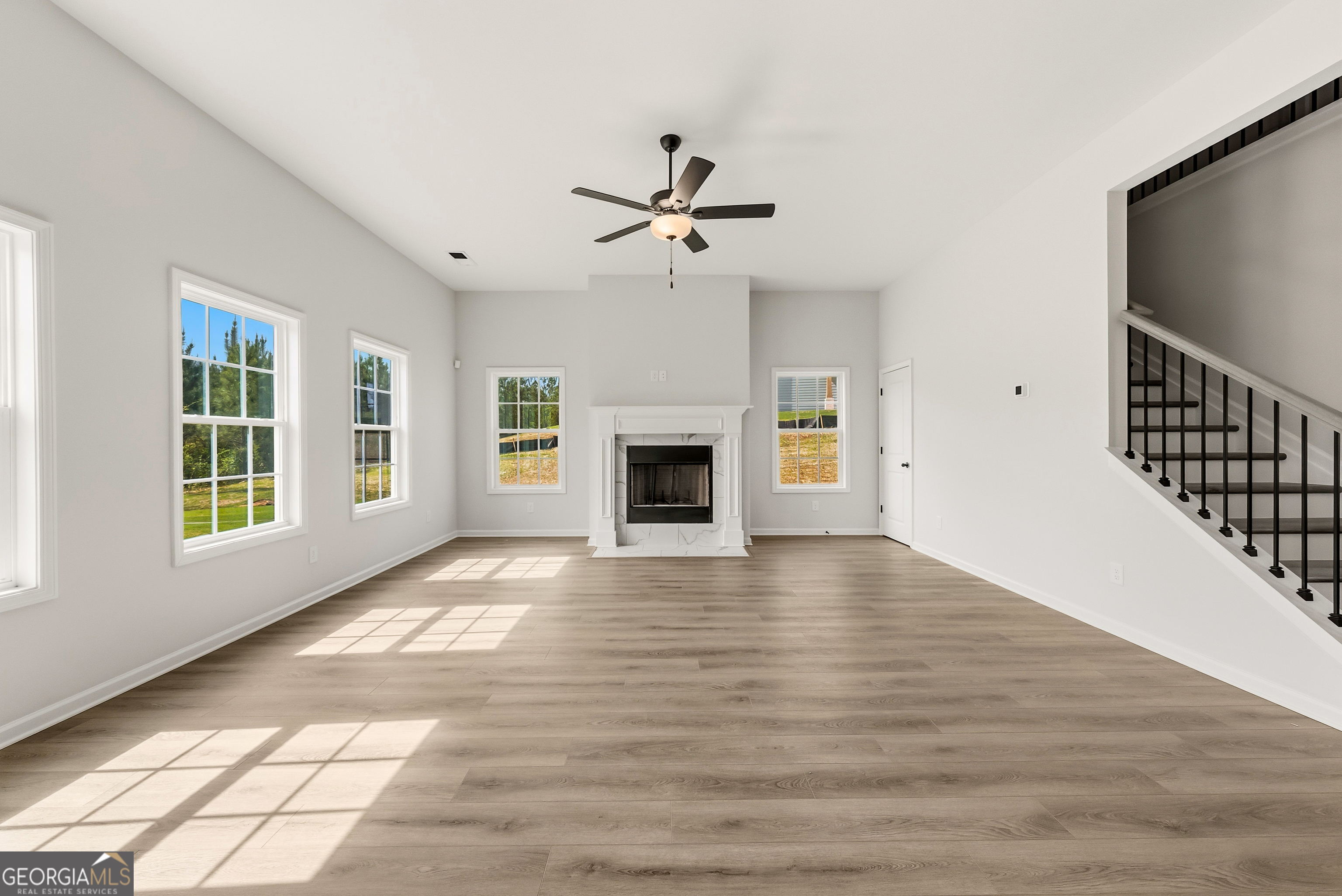 110 Hawkeye Trail # 83 Property Photo 12