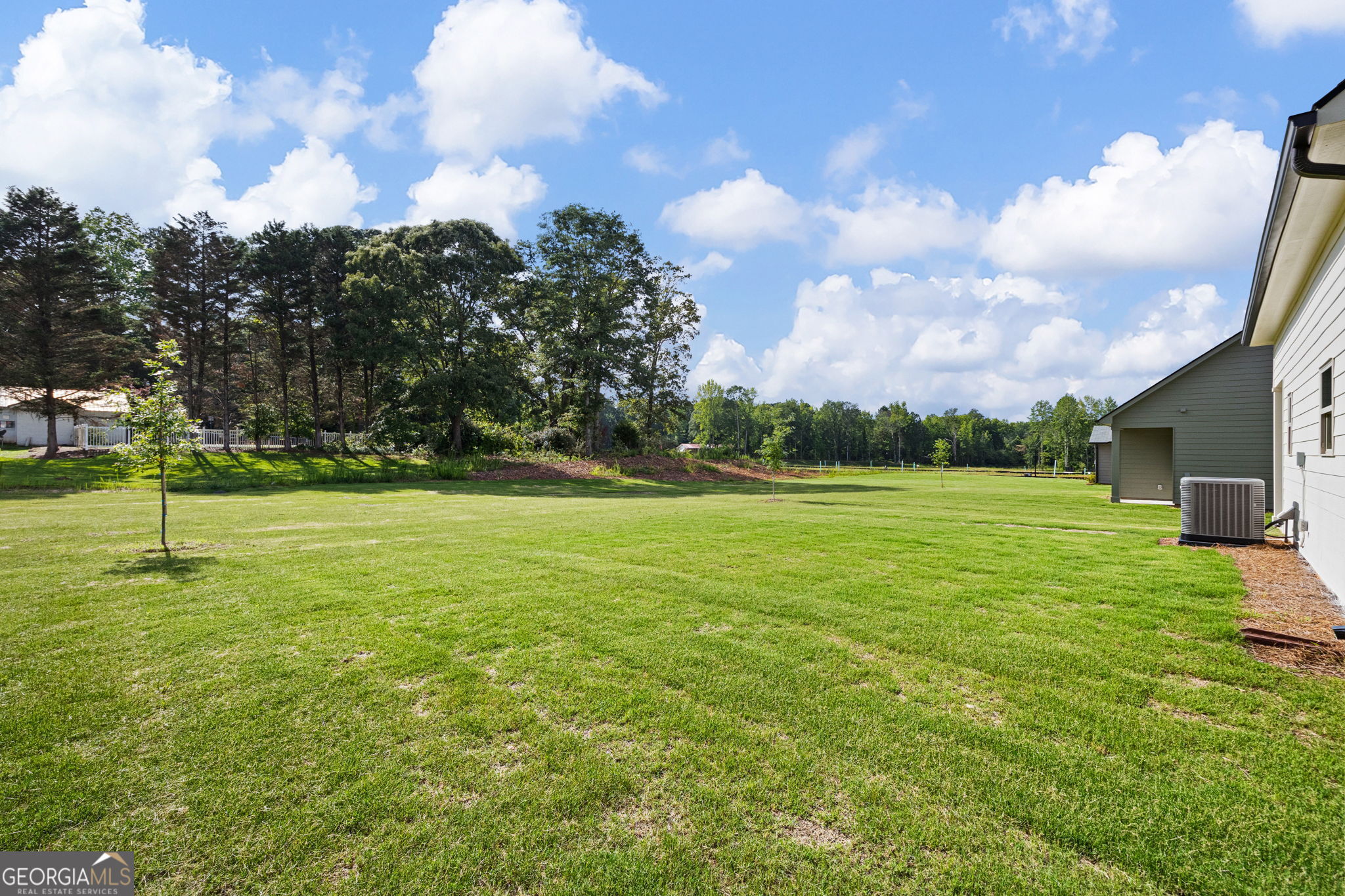 104 Winston Way Property Photo 7