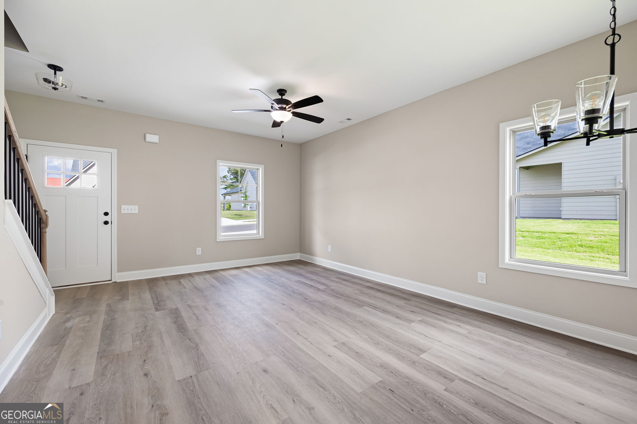 104 Winston Way Property Photo 14