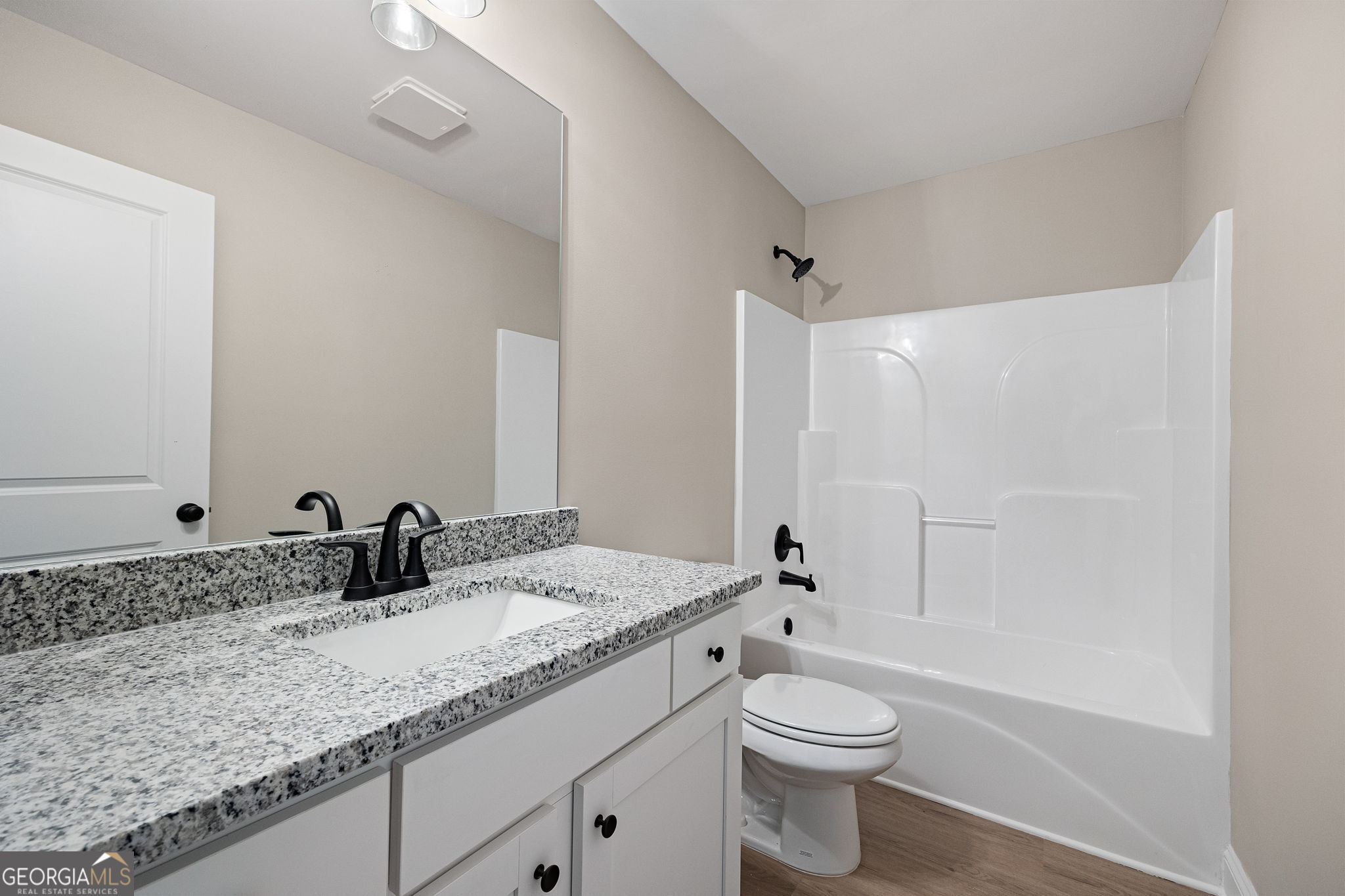 104 Winston Way Property Photo 28