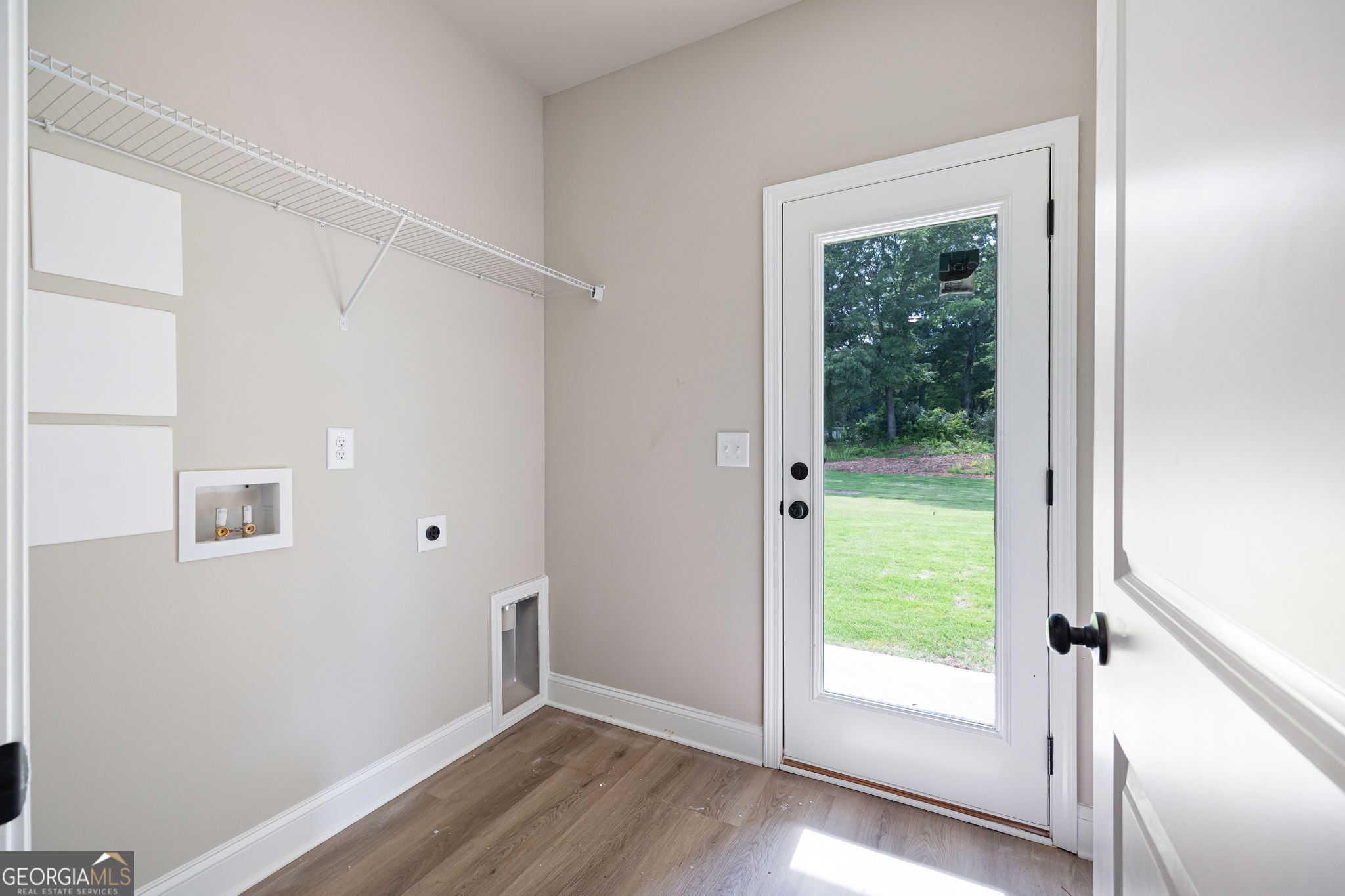 105 Winston Way Property Photo 17