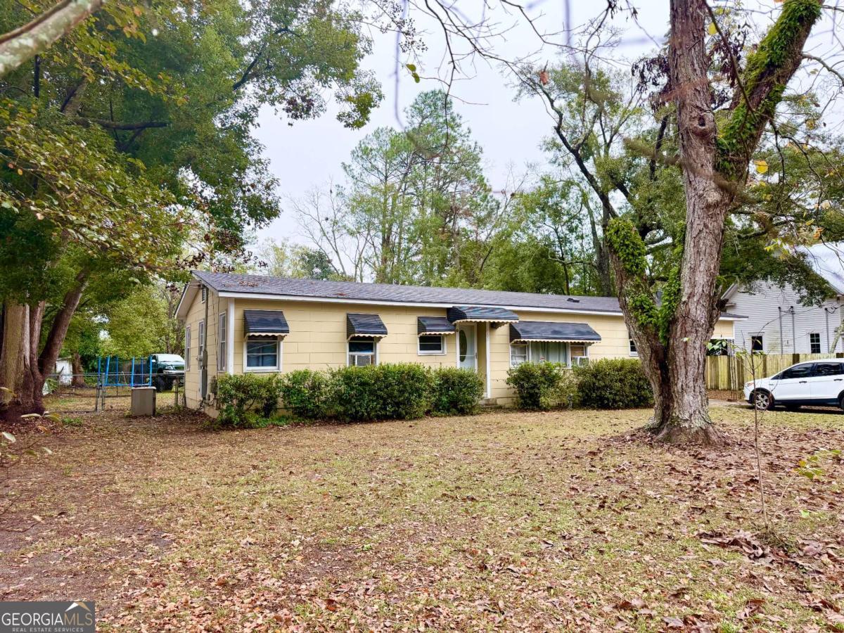402 S Berrien Street Property Photo 1