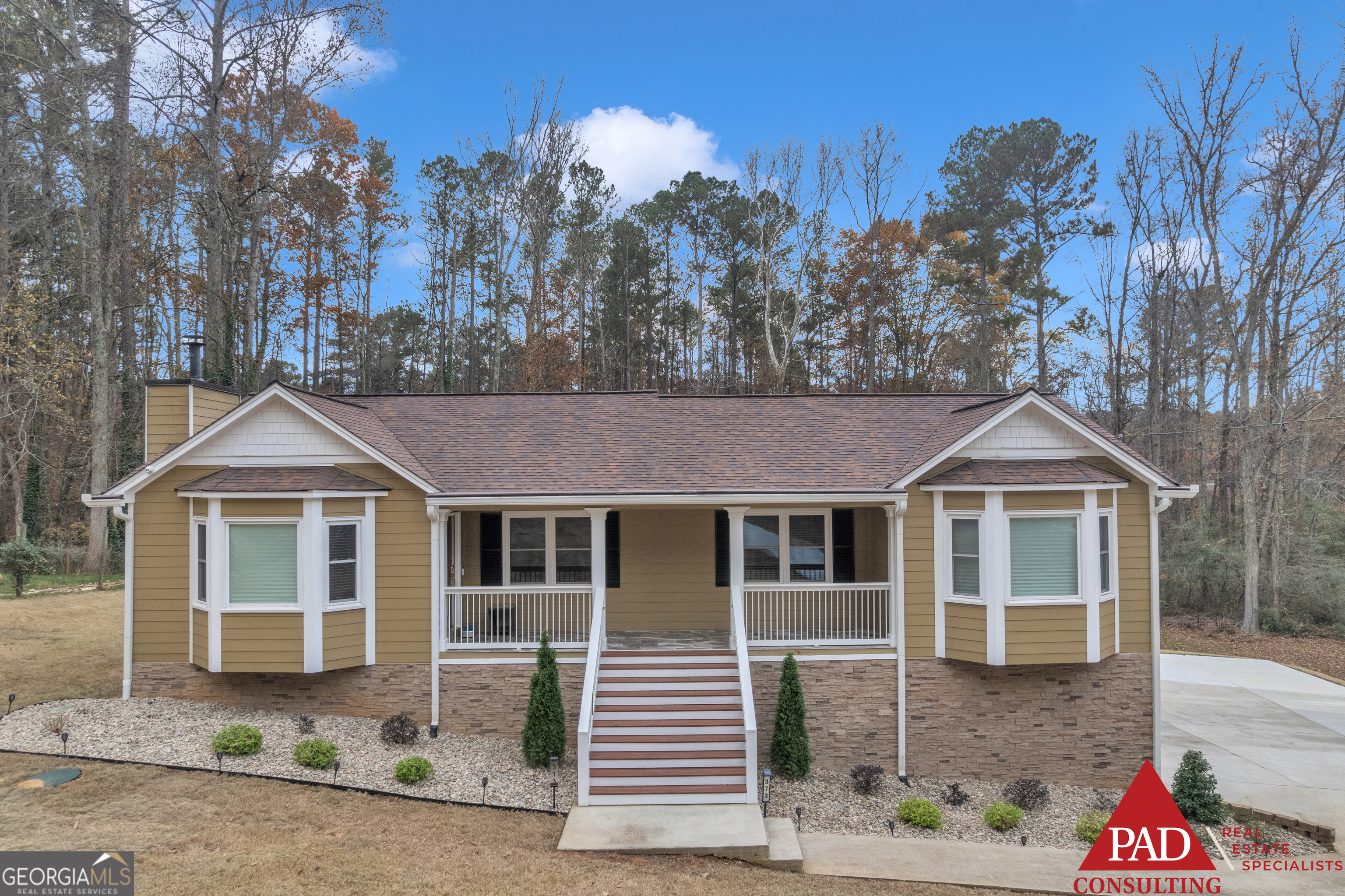 373 Presidential Drive Property Photo 1