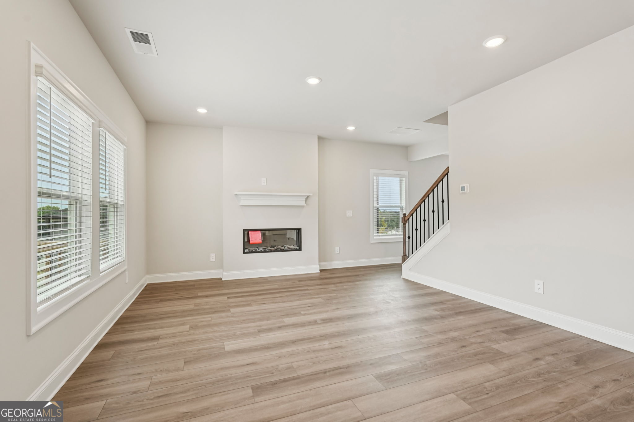 5040 Paravicini Place Property Photo 8