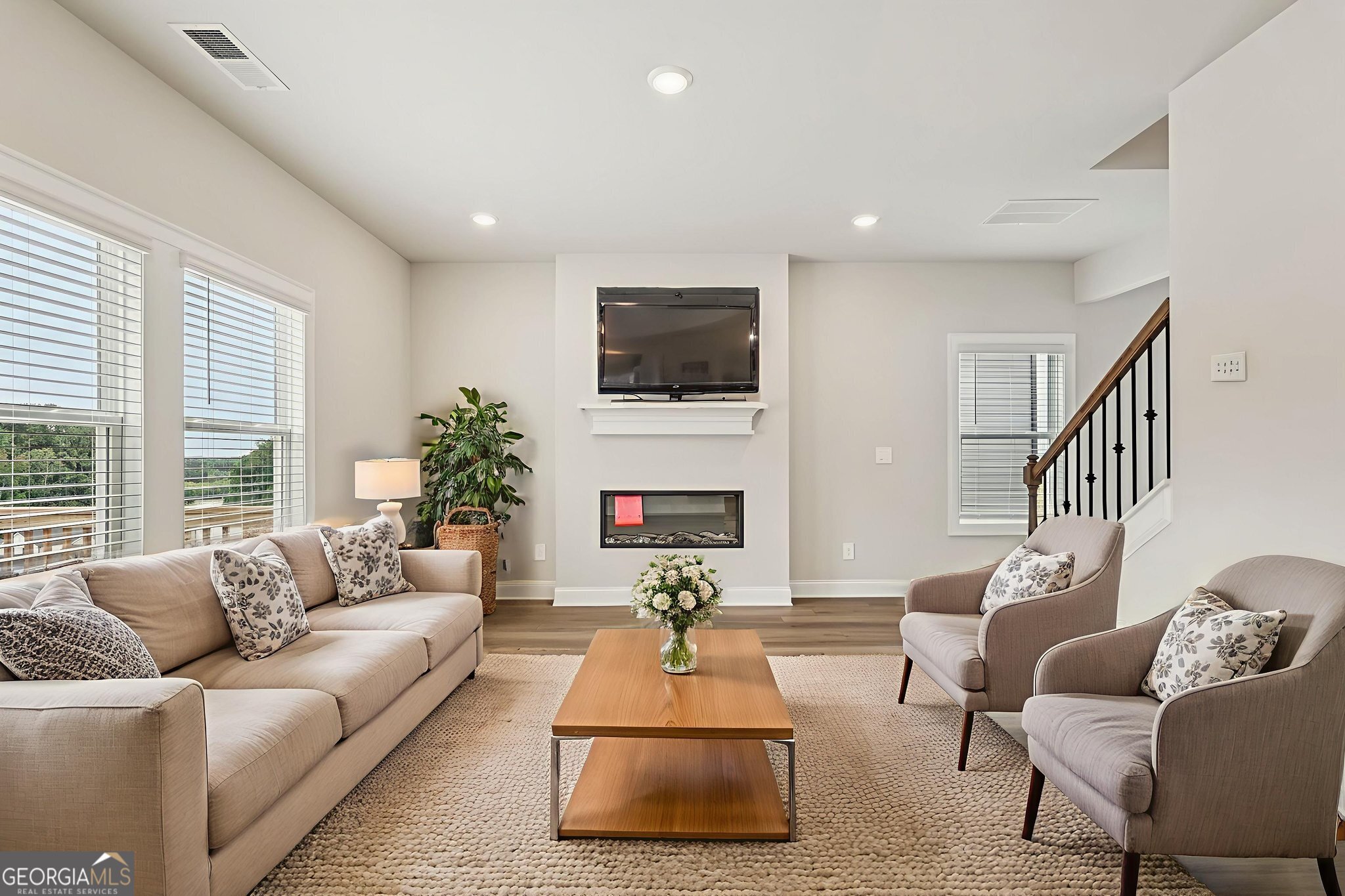 5040 Paravicini Place Property Photo 10