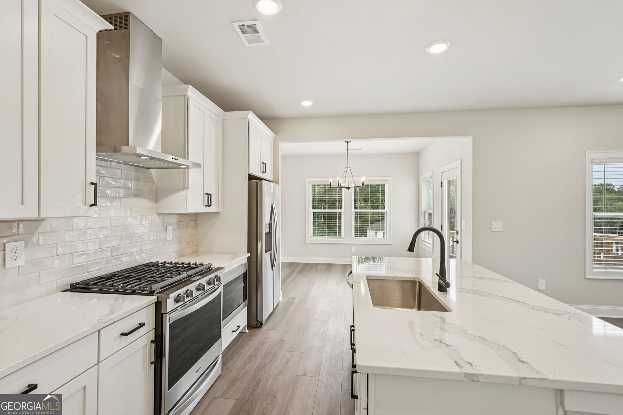 5040 Paravicini Place Property Photo 14