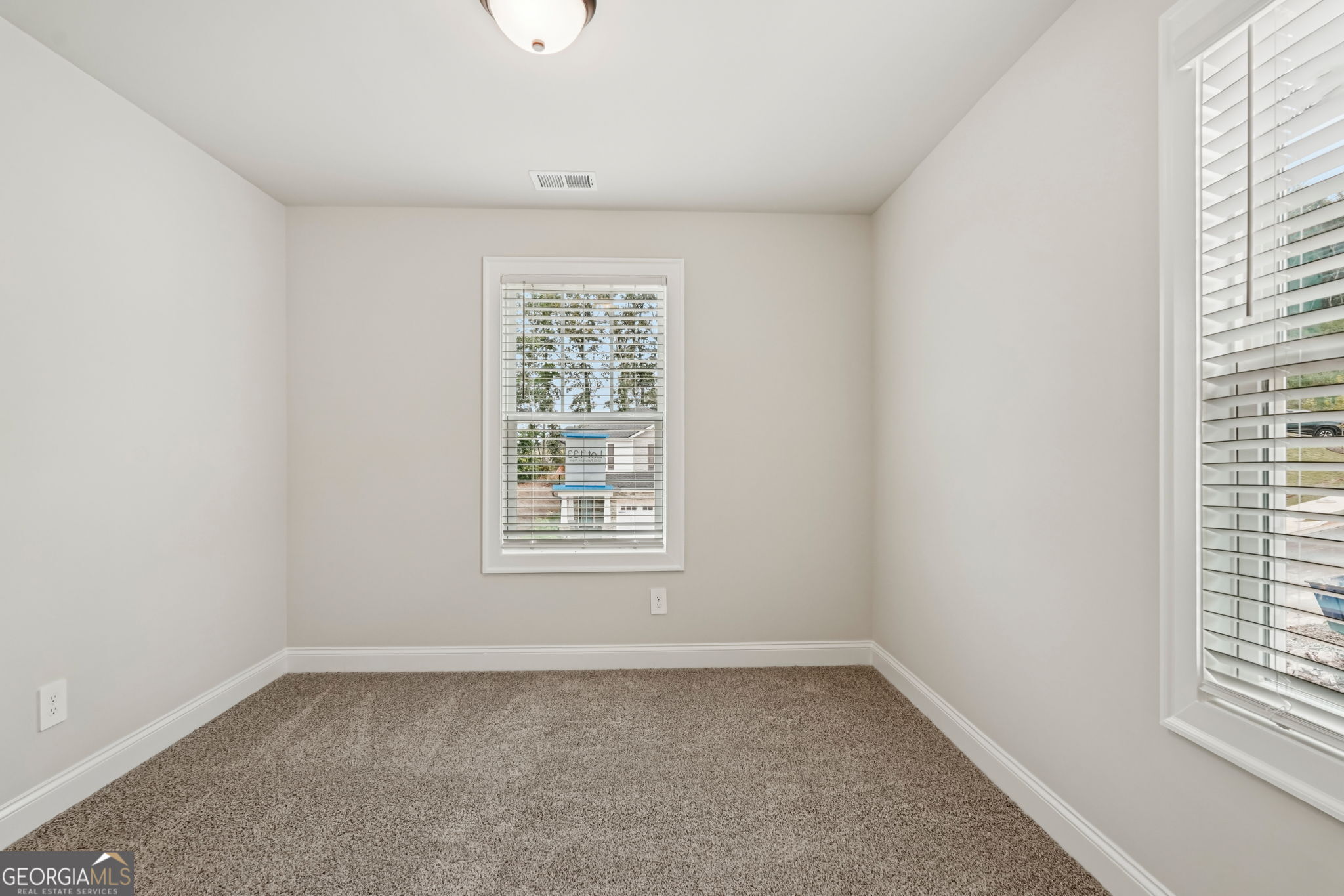 5040 Paravicini Place Property Photo 42