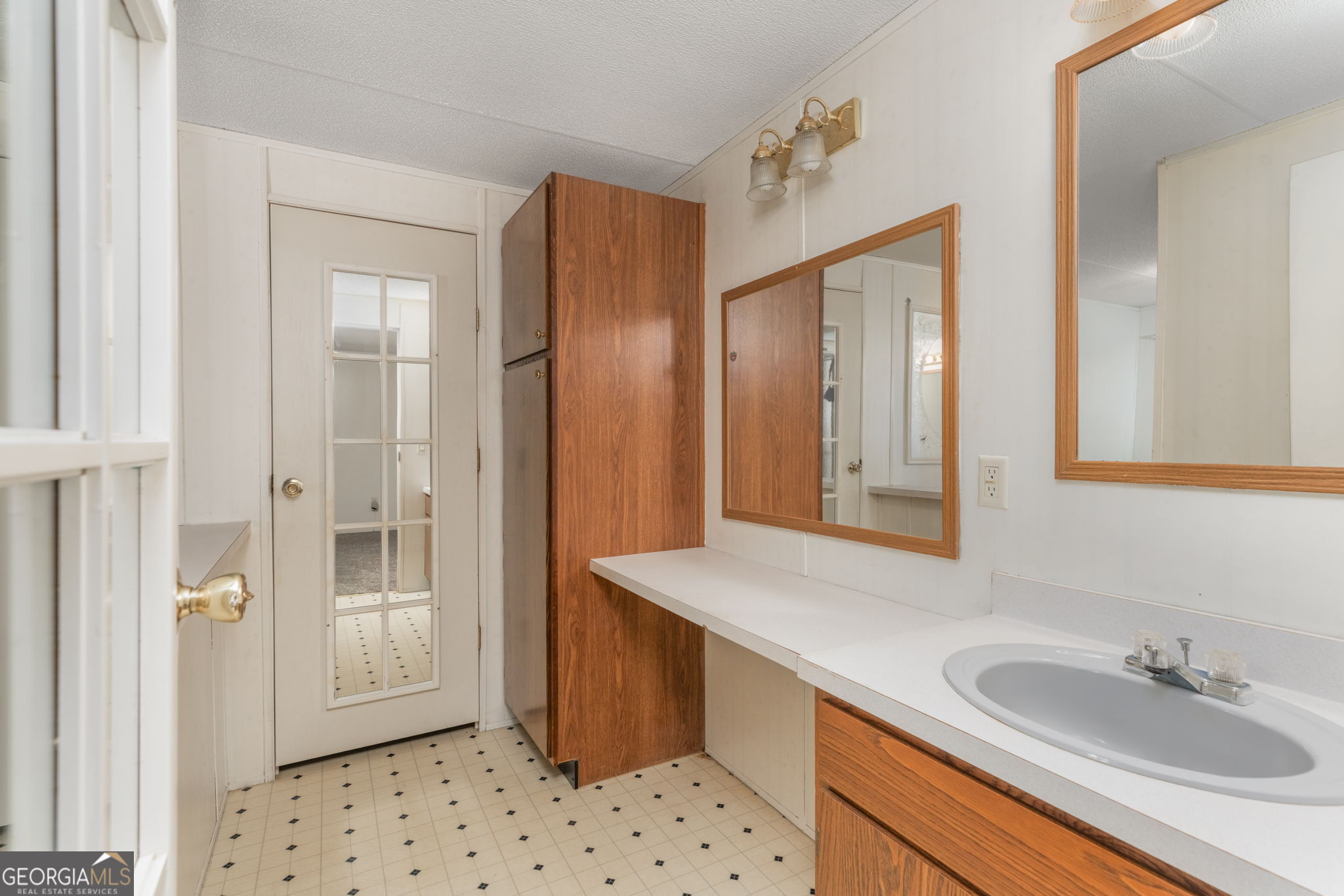 265 Jordan Meadow Lane Property Photo 6