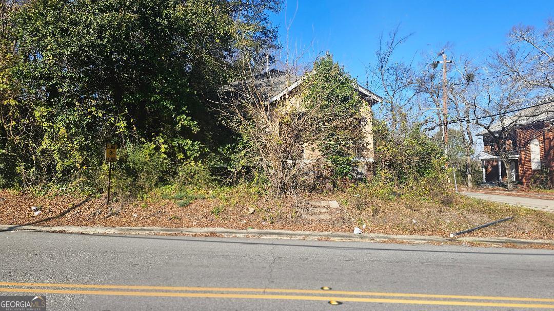 1405 2nd Street