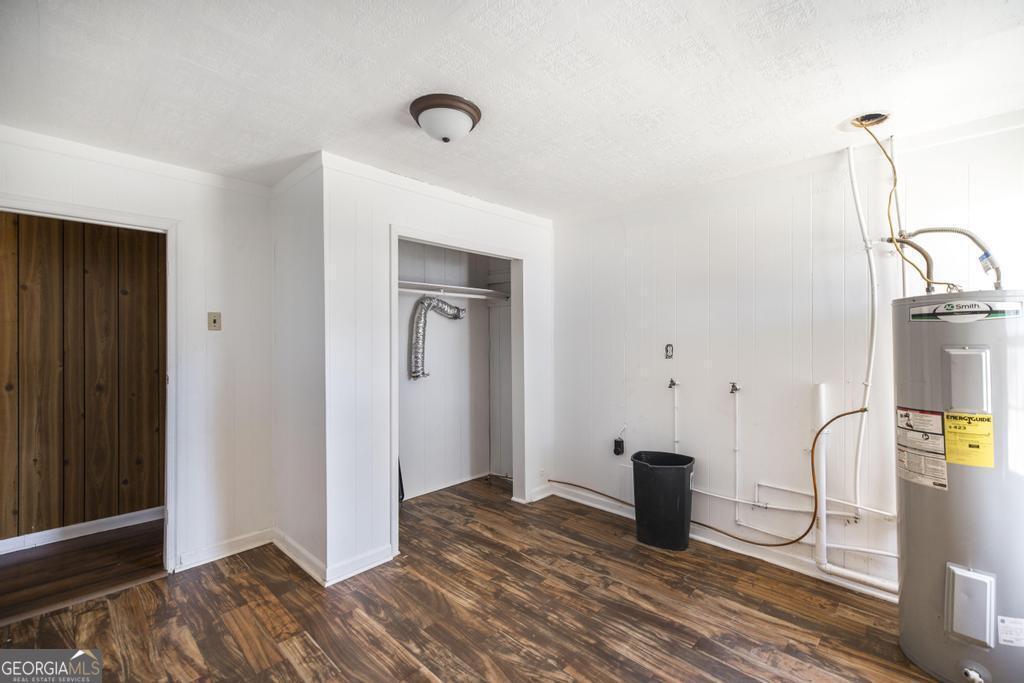 100 Glenwood Avenue Property Photo 19