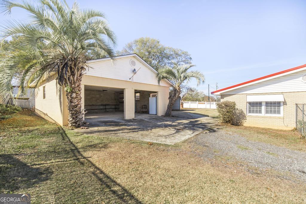 100 Glenwood Avenue Property Photo 30