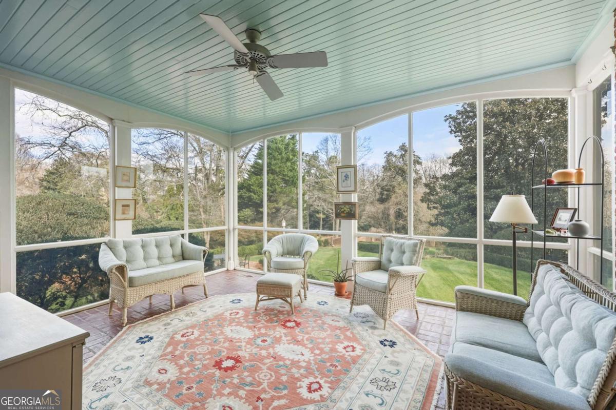 1606 Riverside Drive Property Photo 12