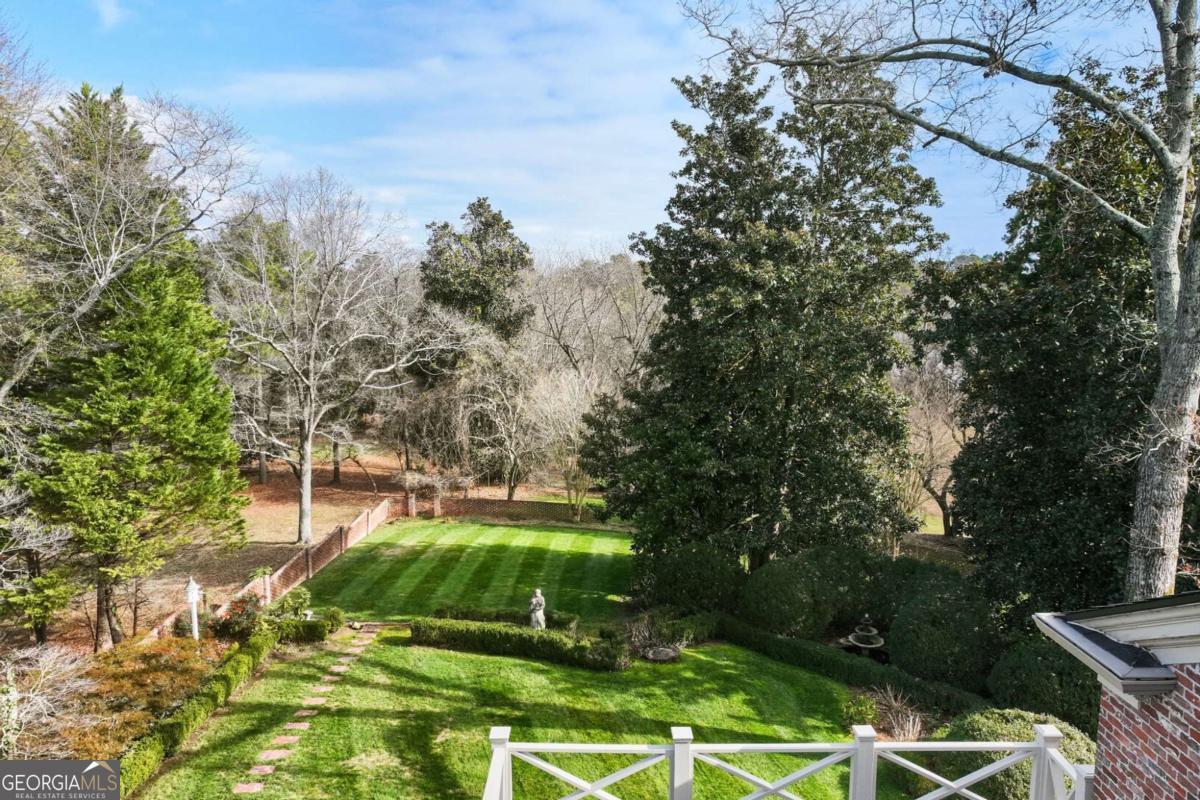 1606 Riverside Drive Property Photo 39