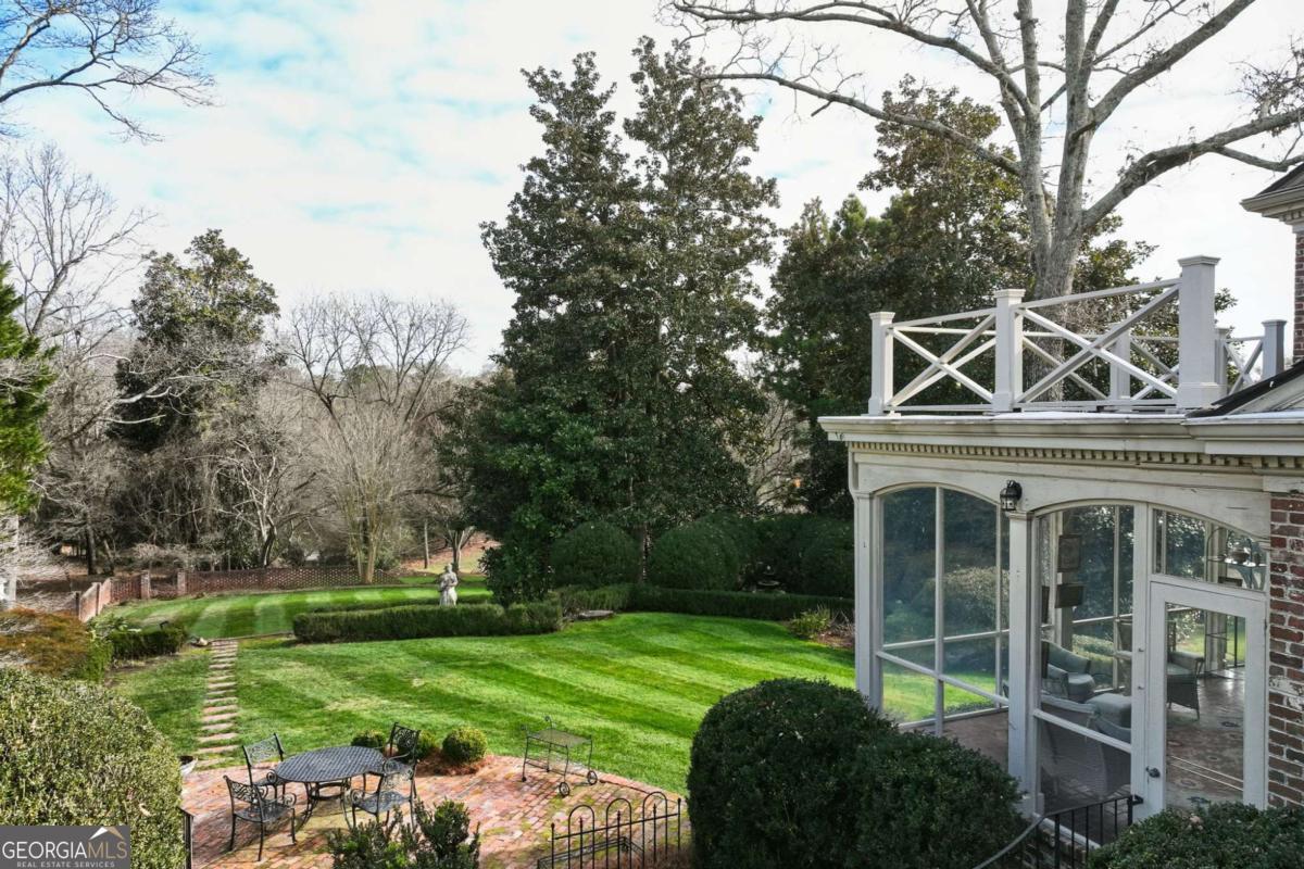 1606 Riverside Drive Property Photo 41