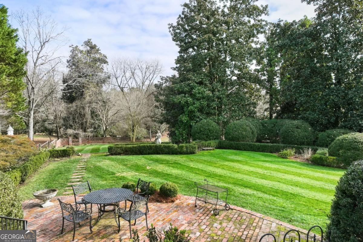 1606 Riverside Drive Property Photo 42