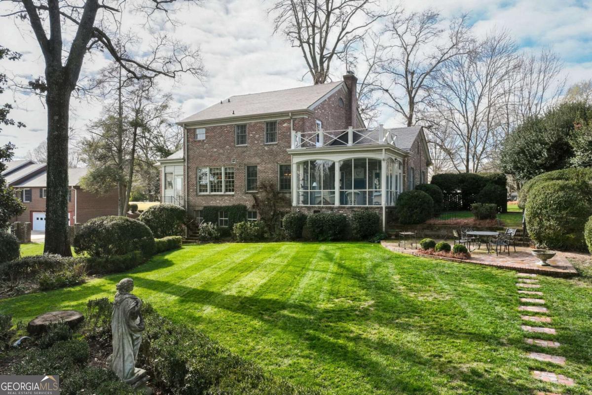 1606 Riverside Drive Property Photo 48