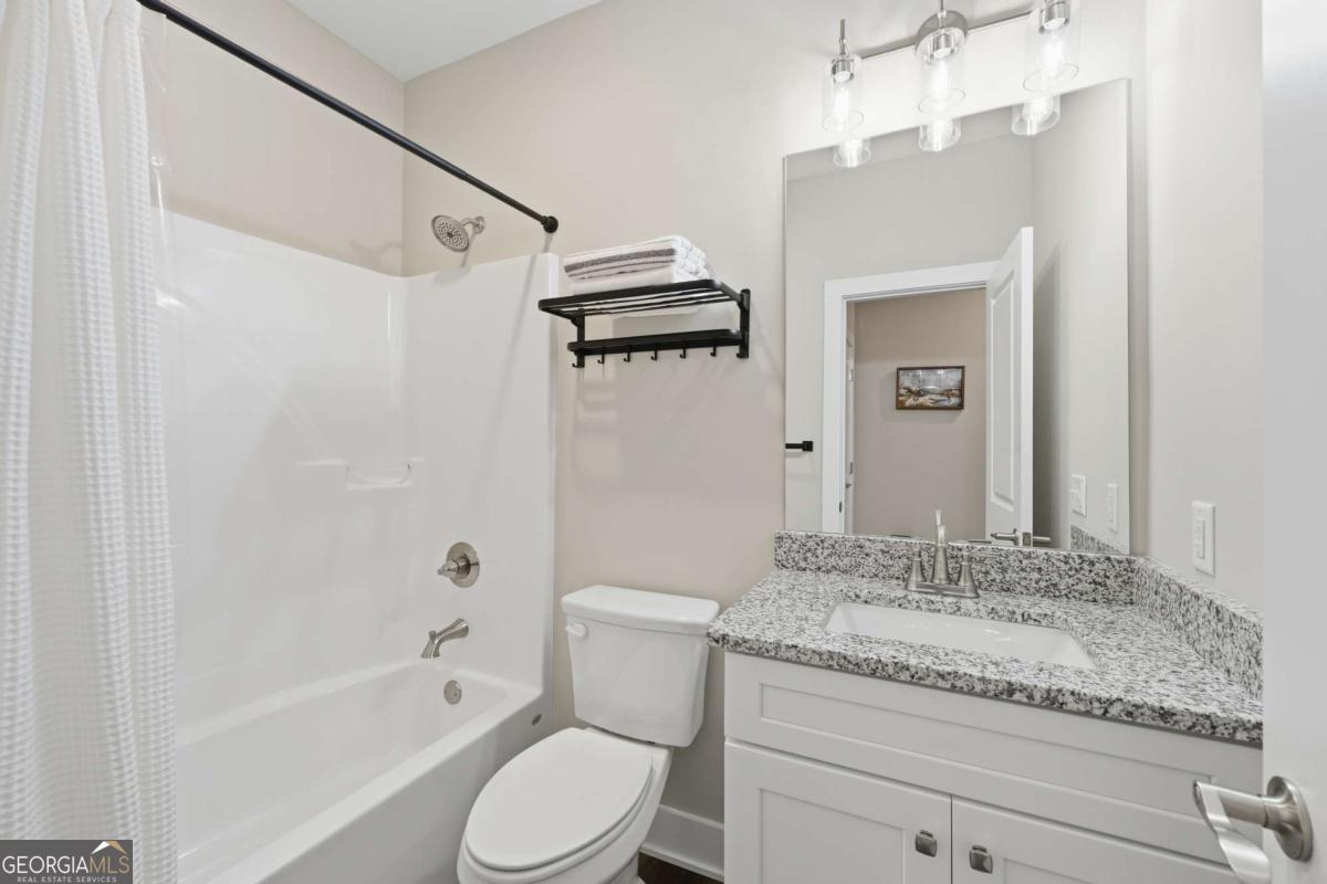 210 Hillside Drive Property Photo 29