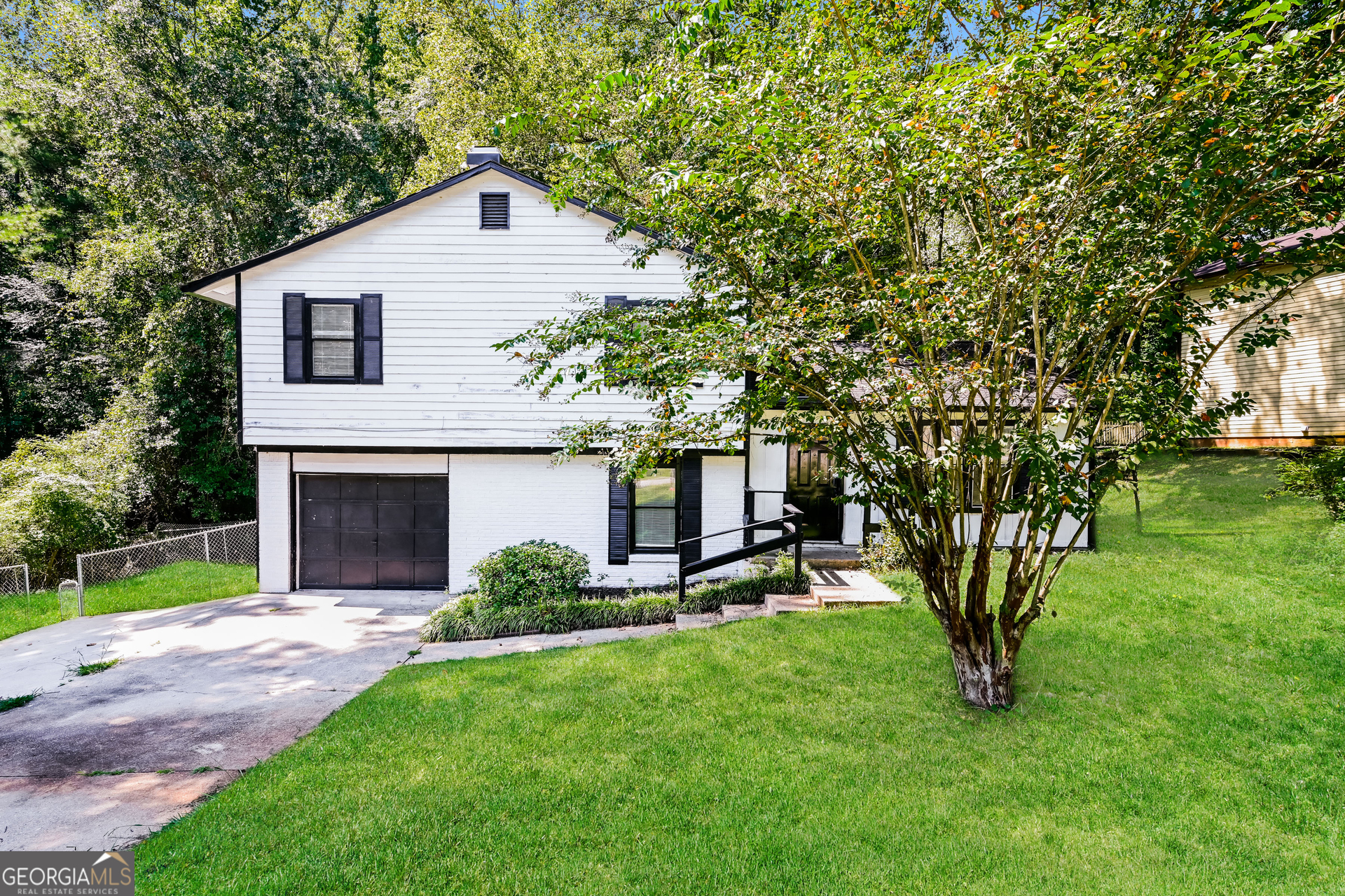 4301 Dogwood Farms Drive Property Photo 1