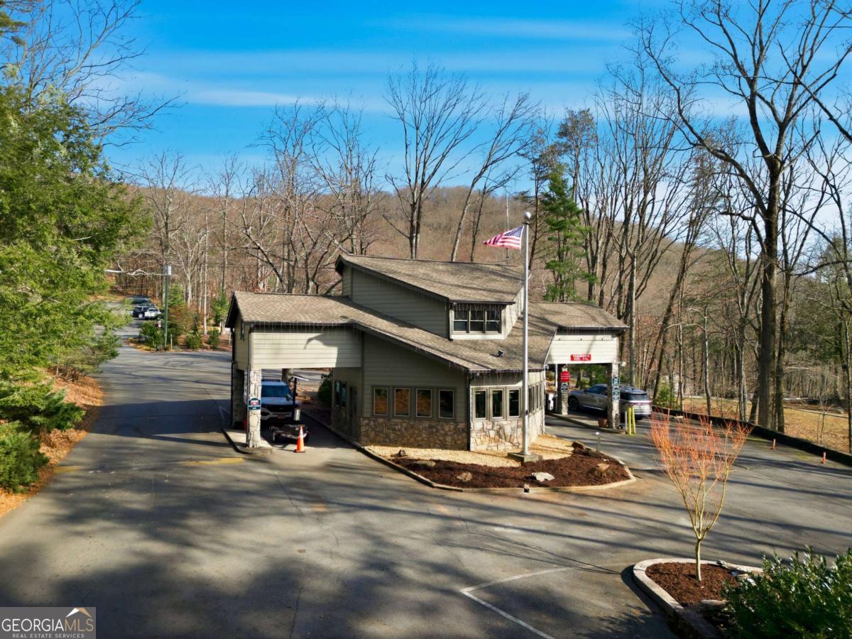 408 Alpine Drive Property Photo 37