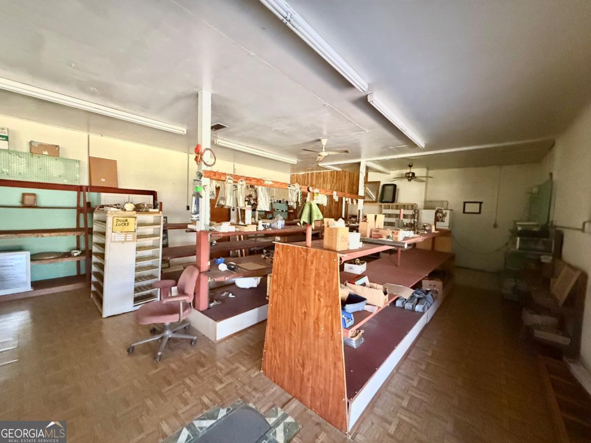 2501 Douglas Highway Property Photo 8